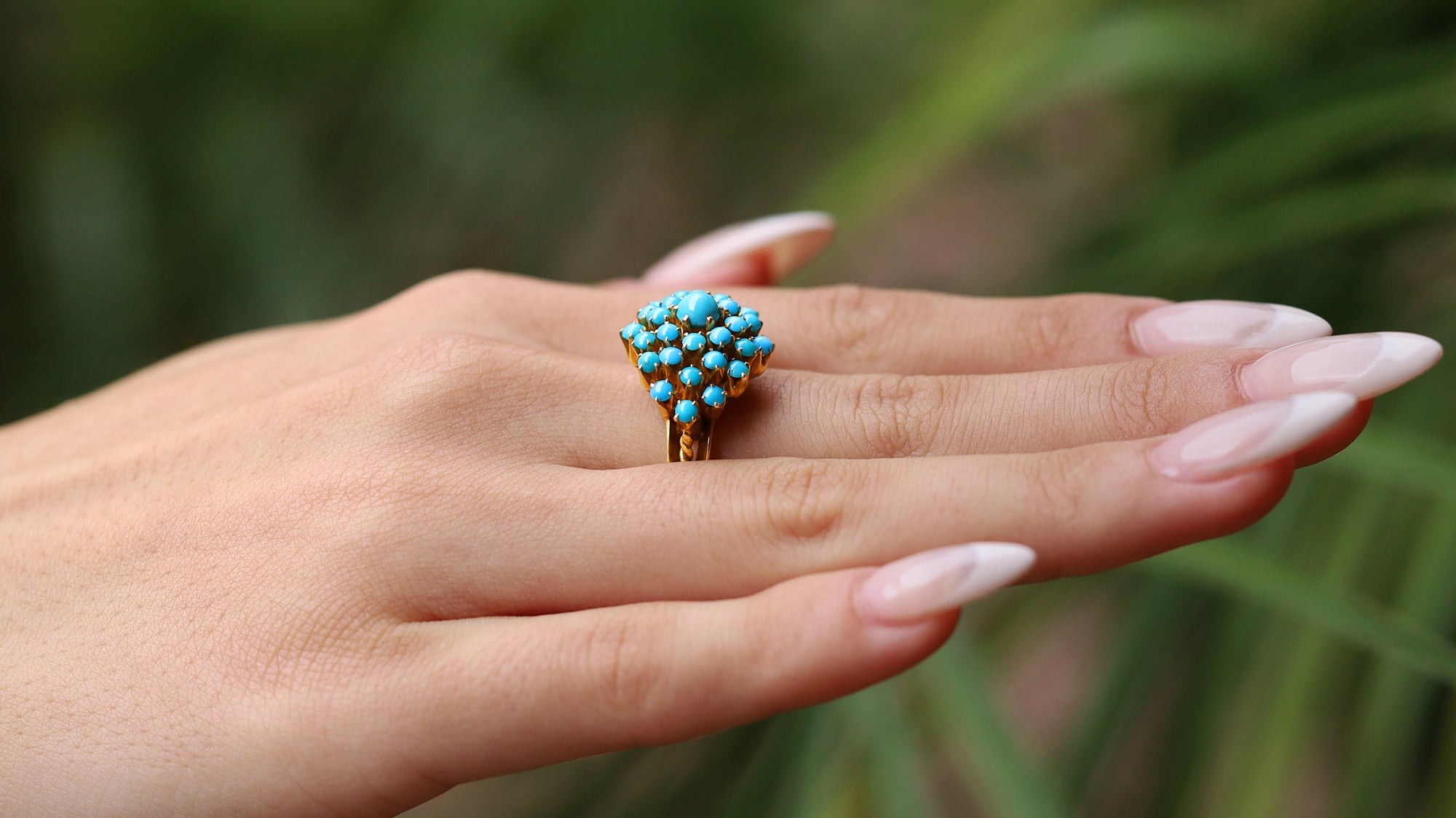 The Guide to Santa Barbara's Vintage Jewelry: Where Old Hollywood Glamour Meets Luxury