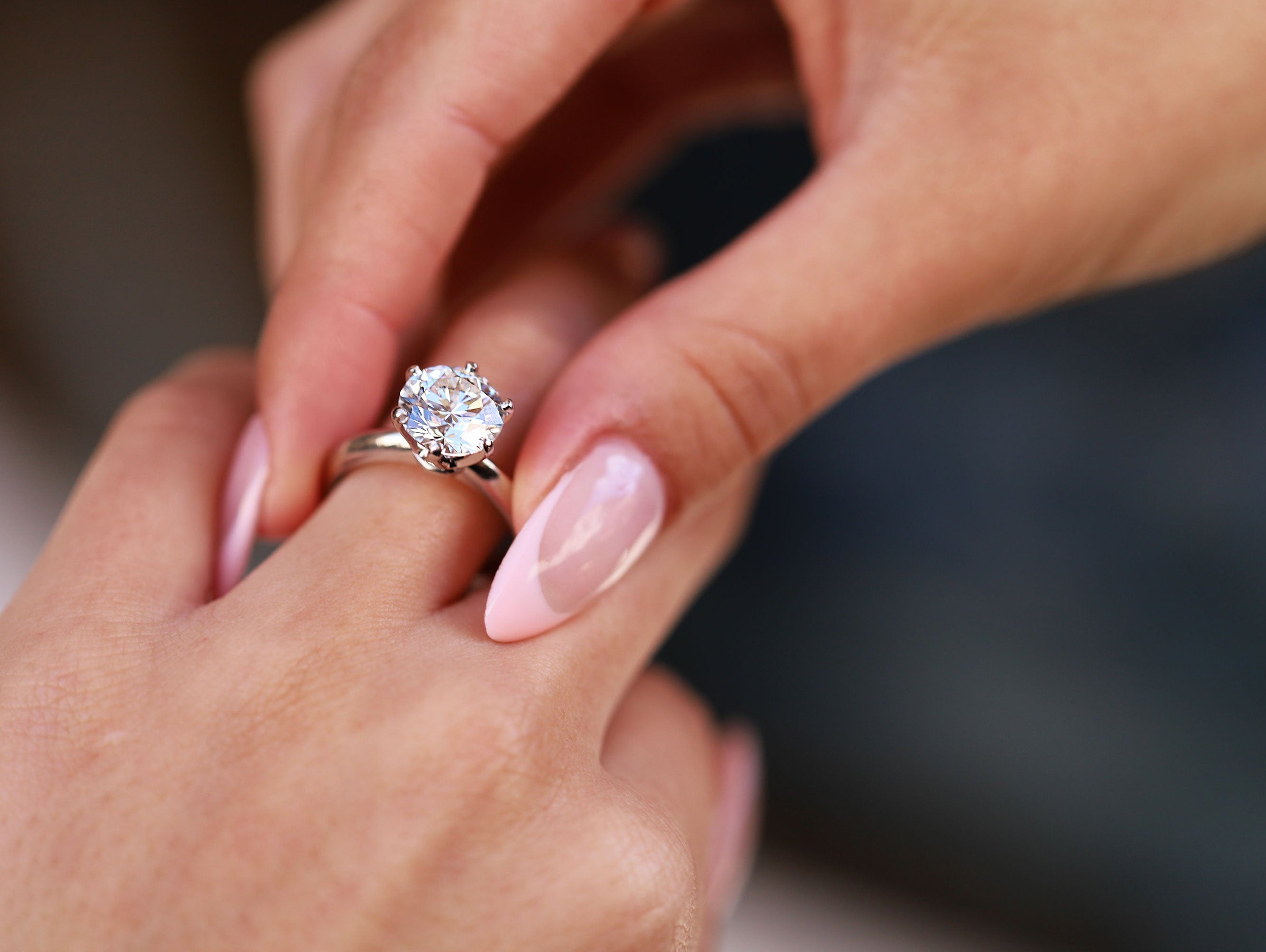 The Timeless Allure of Platinum Jewelry: A Precious Metal's Enduring Elegance