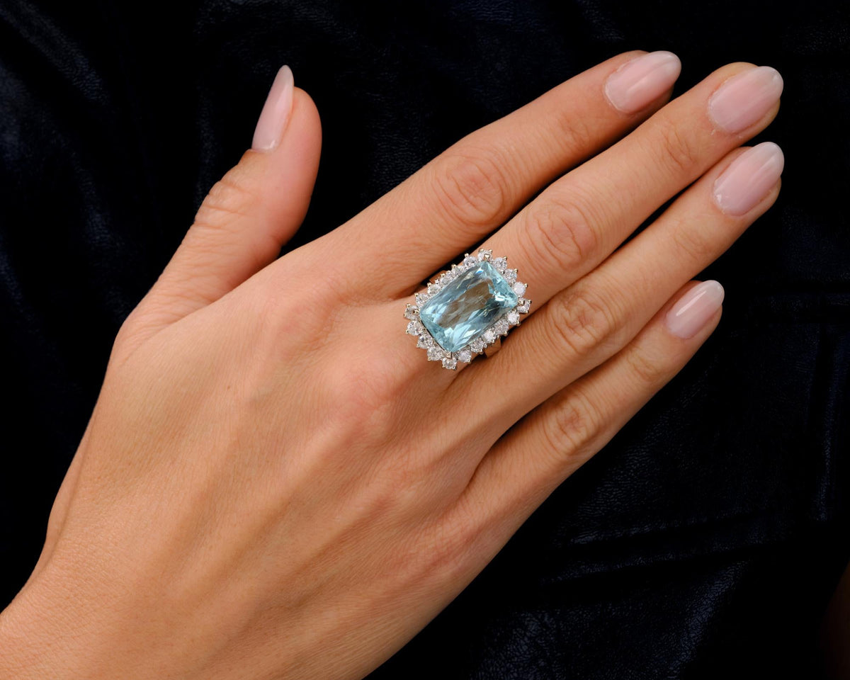Vintage 9 Carat Aquamarine & Diamond Princess Diana Cocktail Ring
