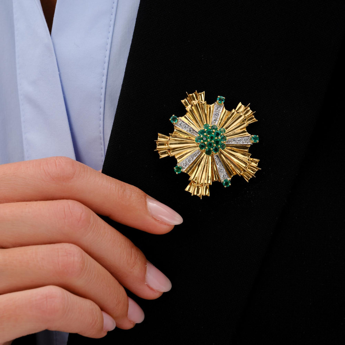 Vintage Tiffany & Co Mid-Century Emerald And Diamond Pinwheel Brooch