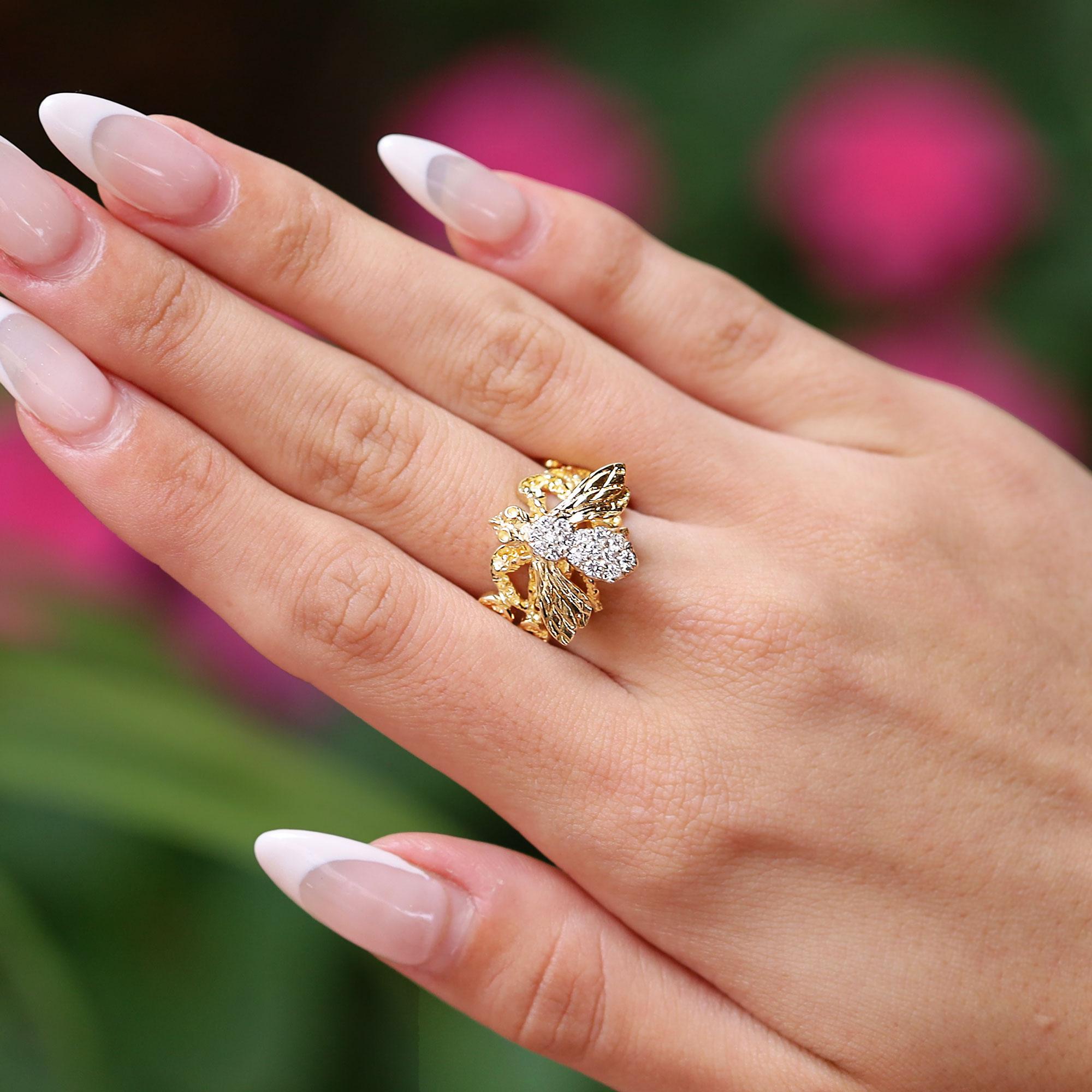 Vintage Mid Century Diamond and Yellow Gold Bumble Bee Ring