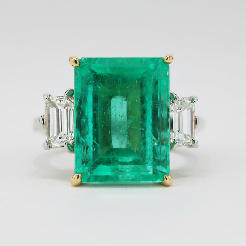 Impressive 12.43ct Emerald and Diamond Platinum Vintage Aletto Bros. Ring