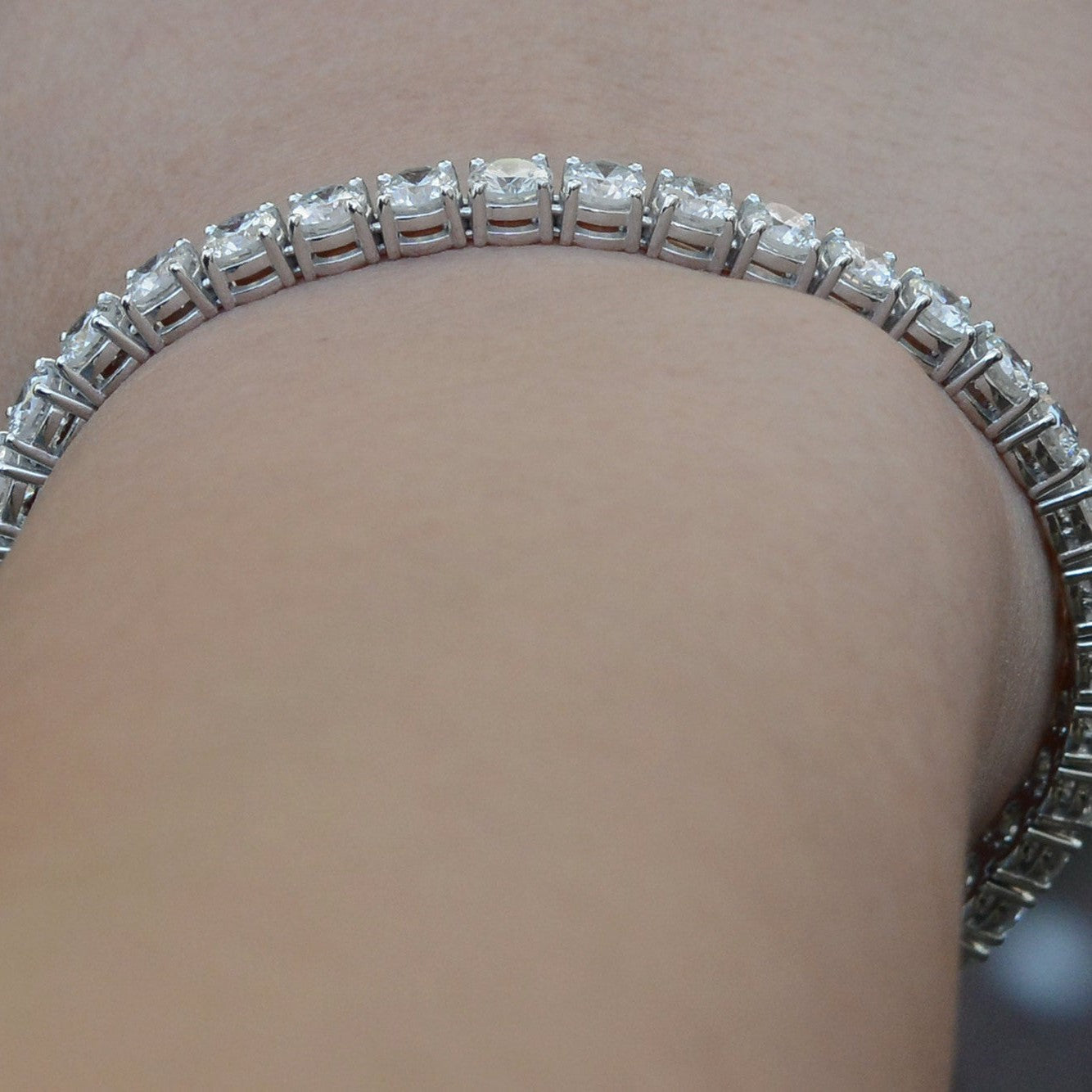 14.23 Carats Round Diamond Tennis Bracelet