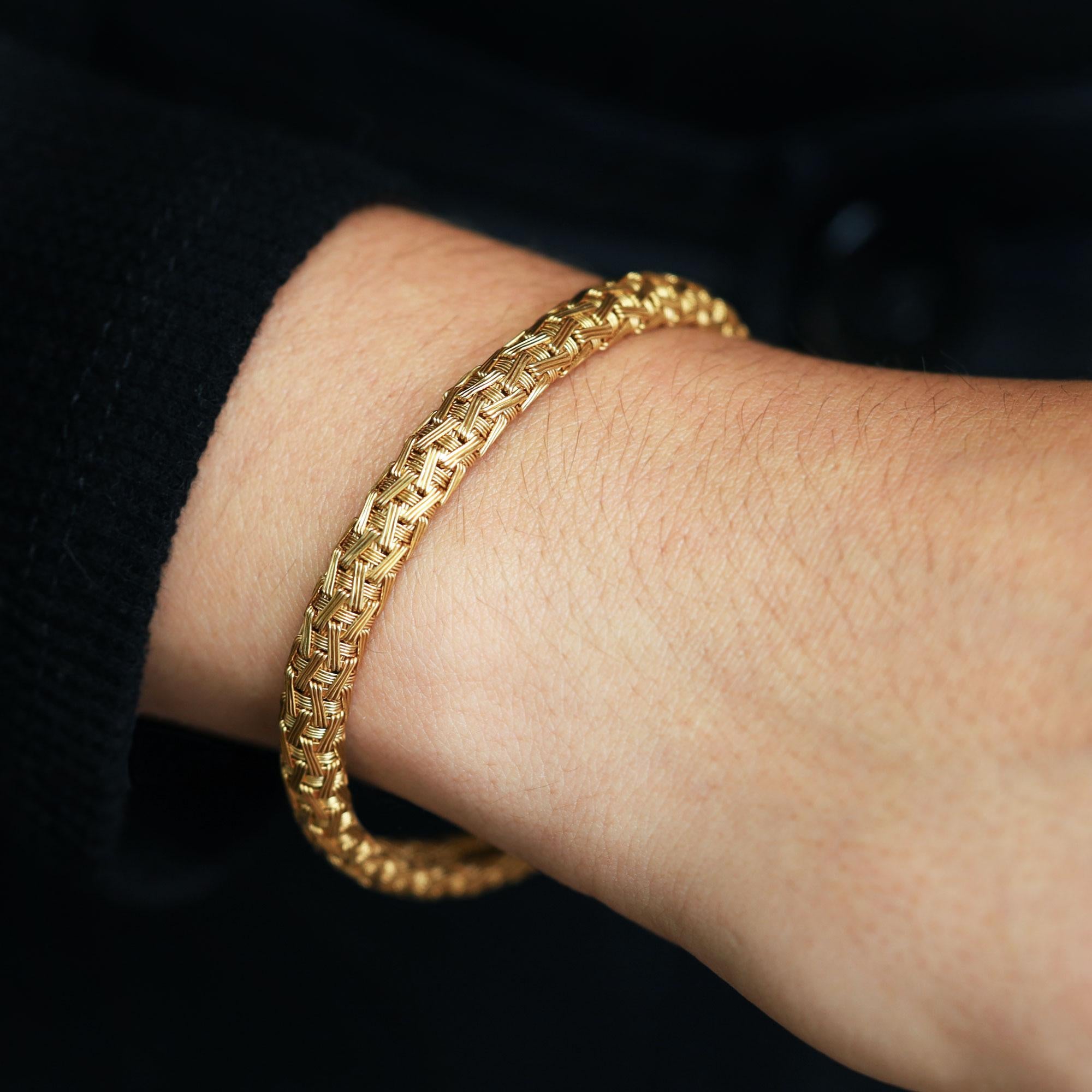 Italian 18k Yellow Gold Woven Mesh Bombé Bangle Bracelet