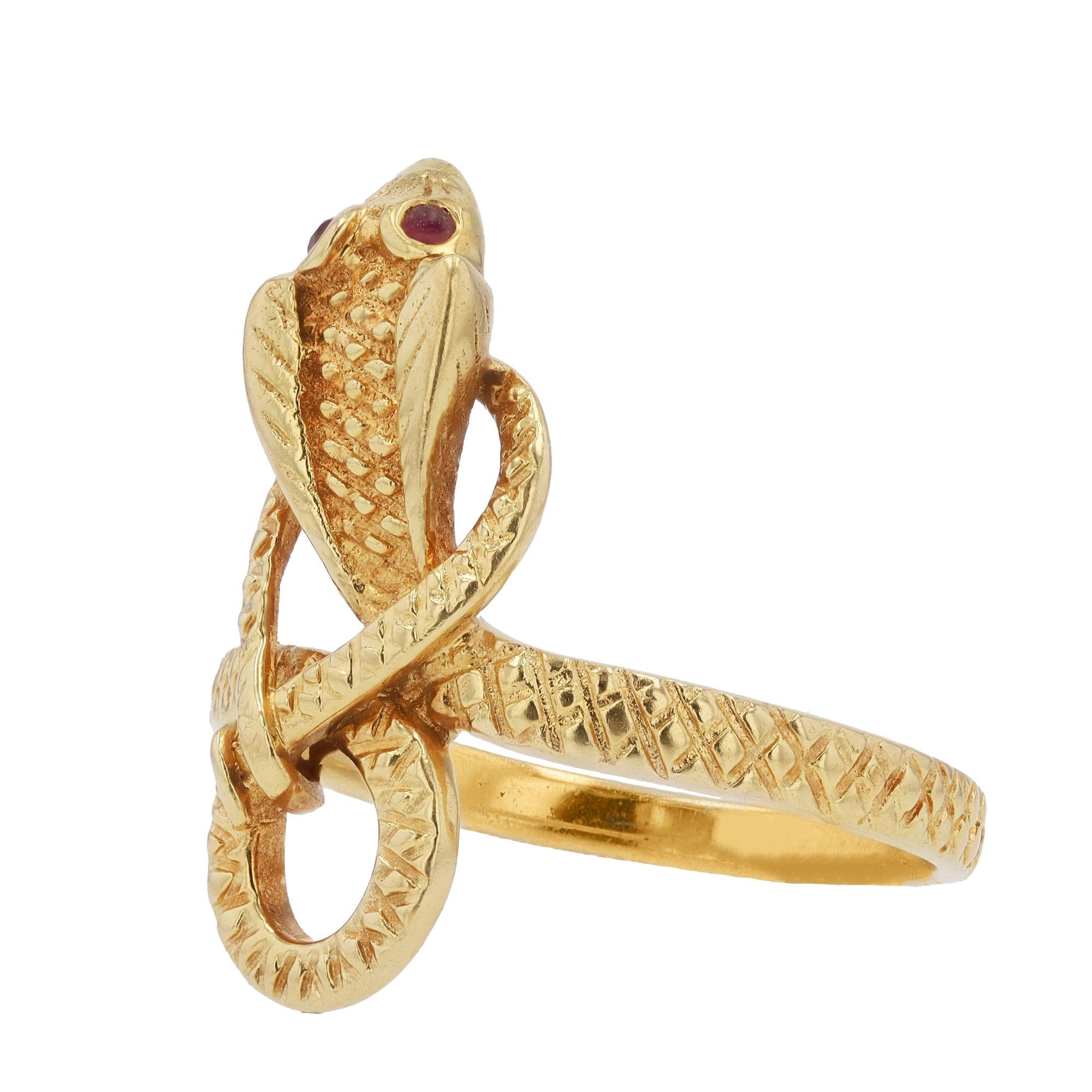 Vintage Egyptian Revival Cleopatra's 18k Yellow Gold Snake Ring