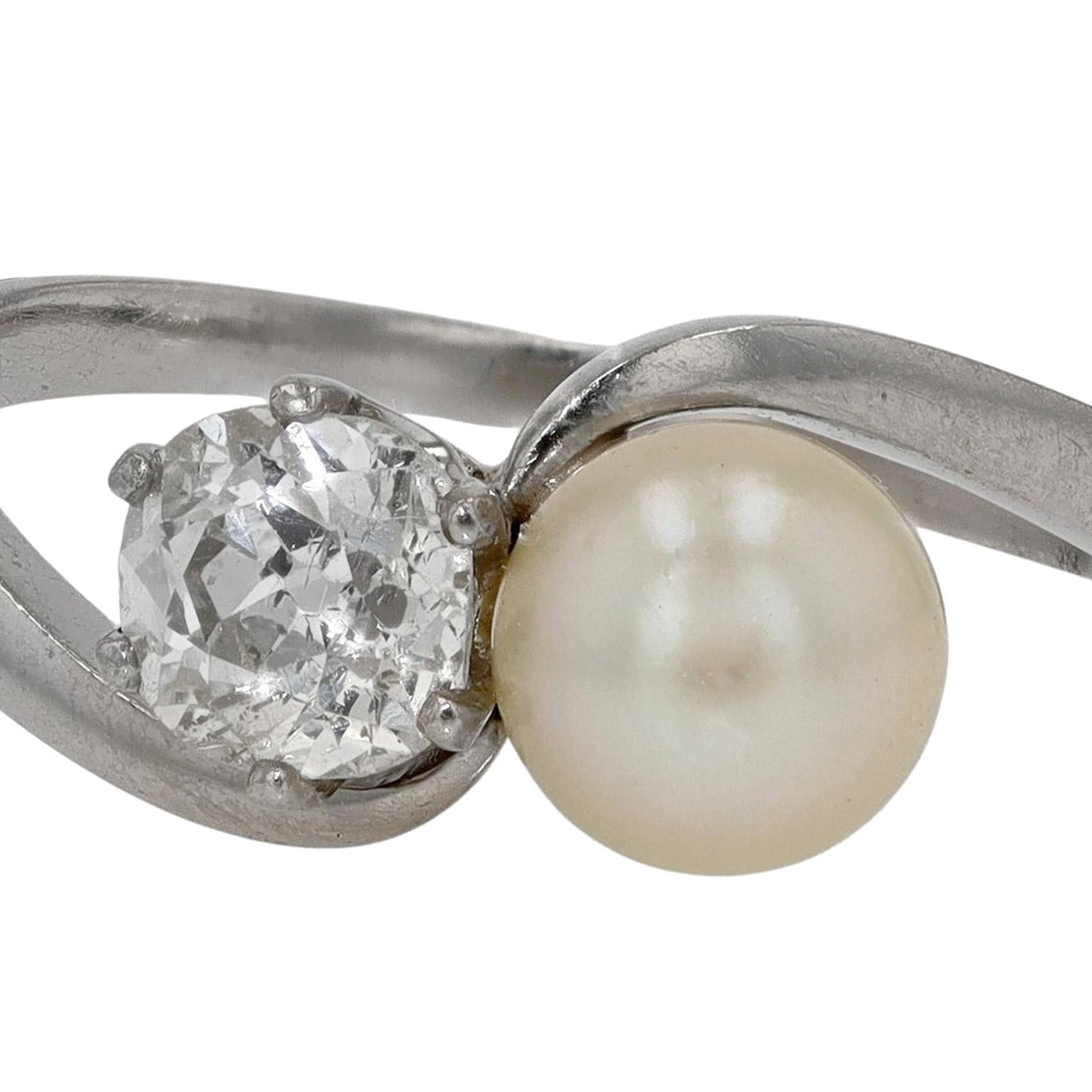 Toi Et Moi Engagement Ring