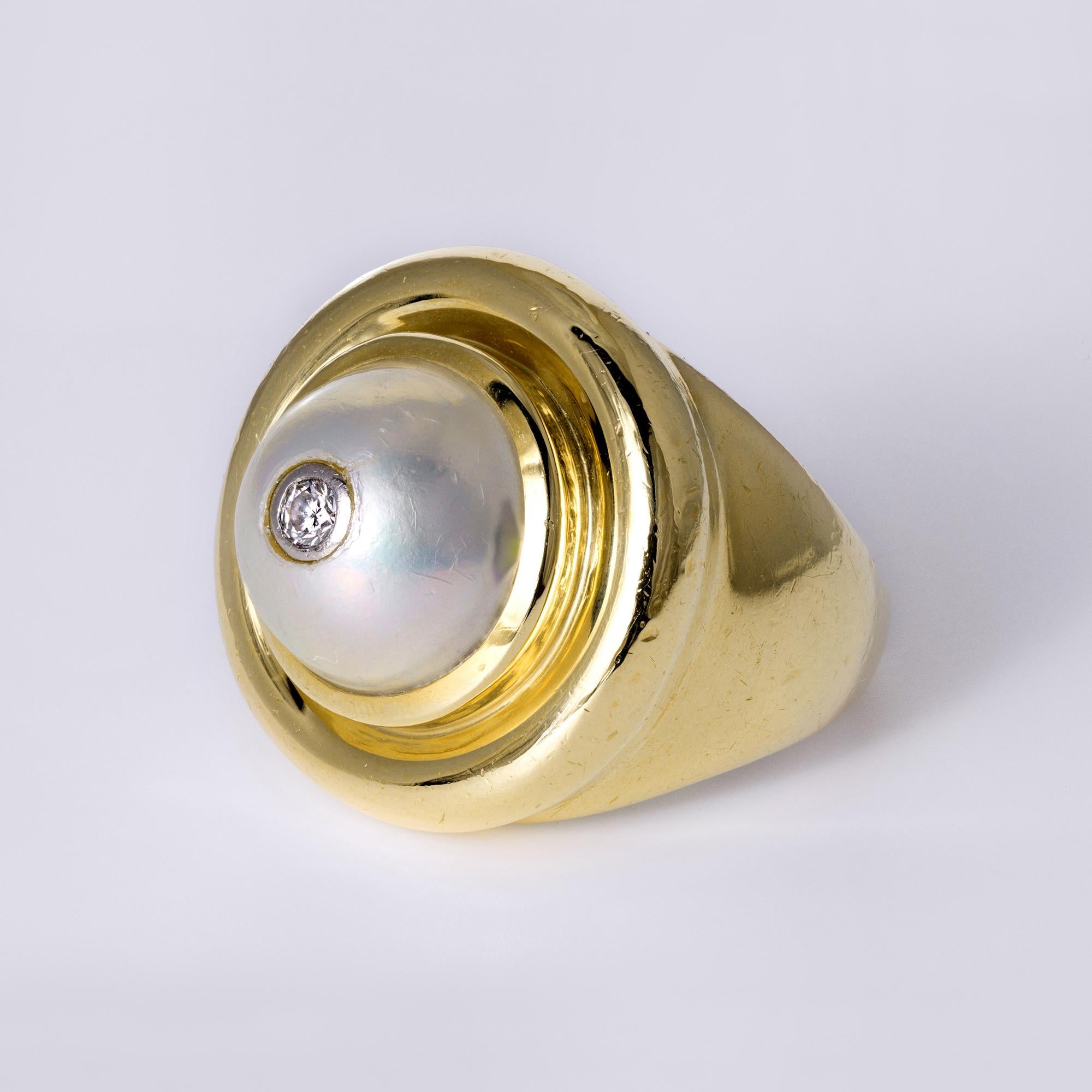 Vintage 1980s Tiffany & Co Paloma Picasso Pearl & Diamond 18k Ring