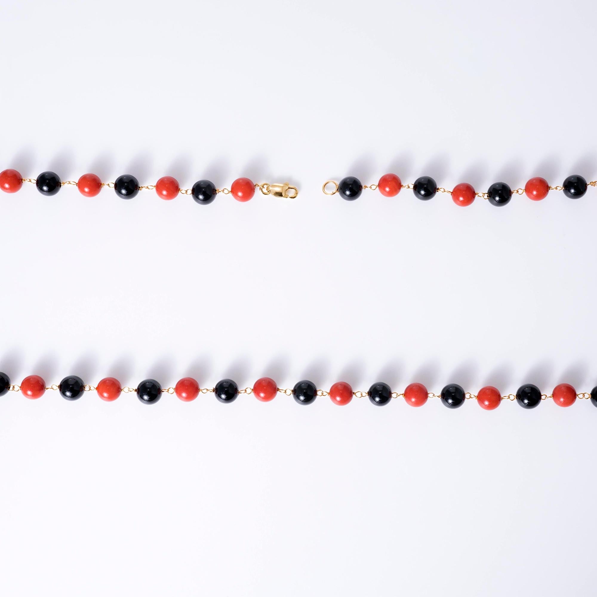 Antique Art Deco Coral and Onyx Beads Necklace And Bracelet Set