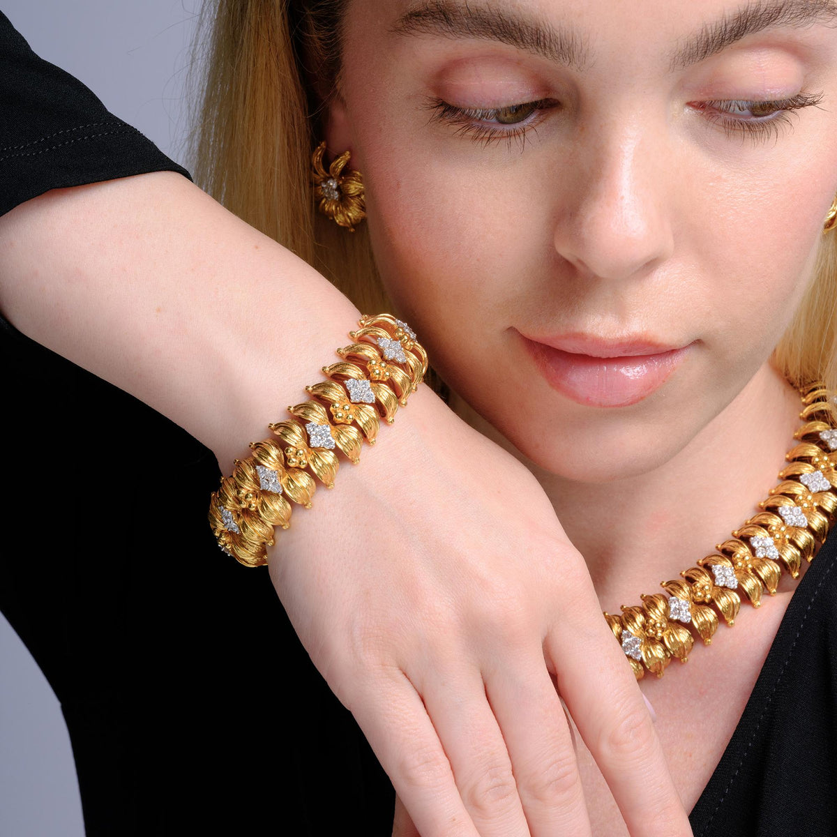 Vintage Mid Century Italian Gold Diamond Buccellati Style Sunflower Bracelet