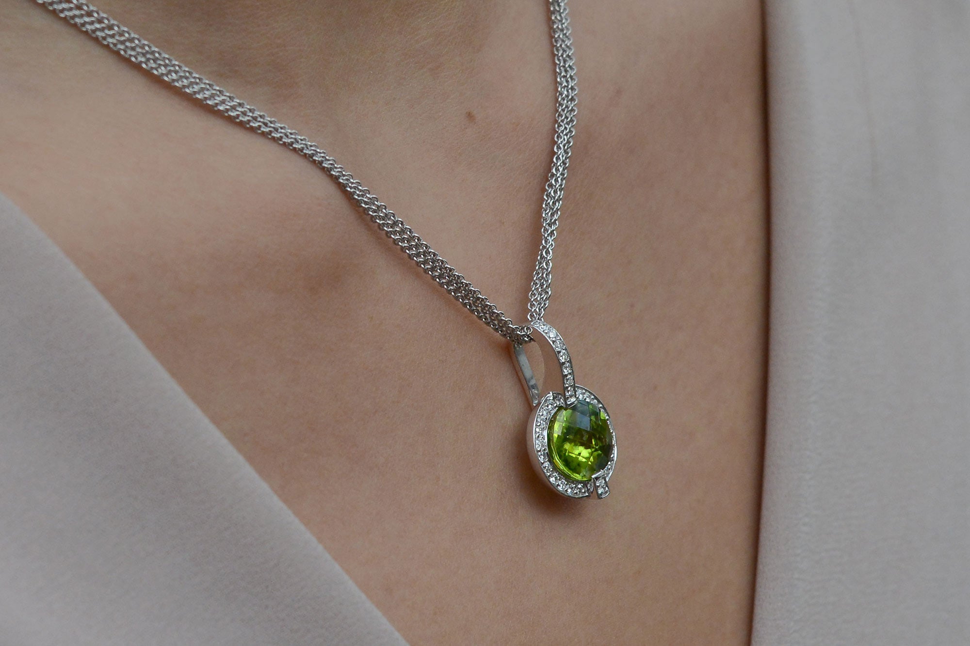 4 Carat Intense Peridot Diamond Necklace