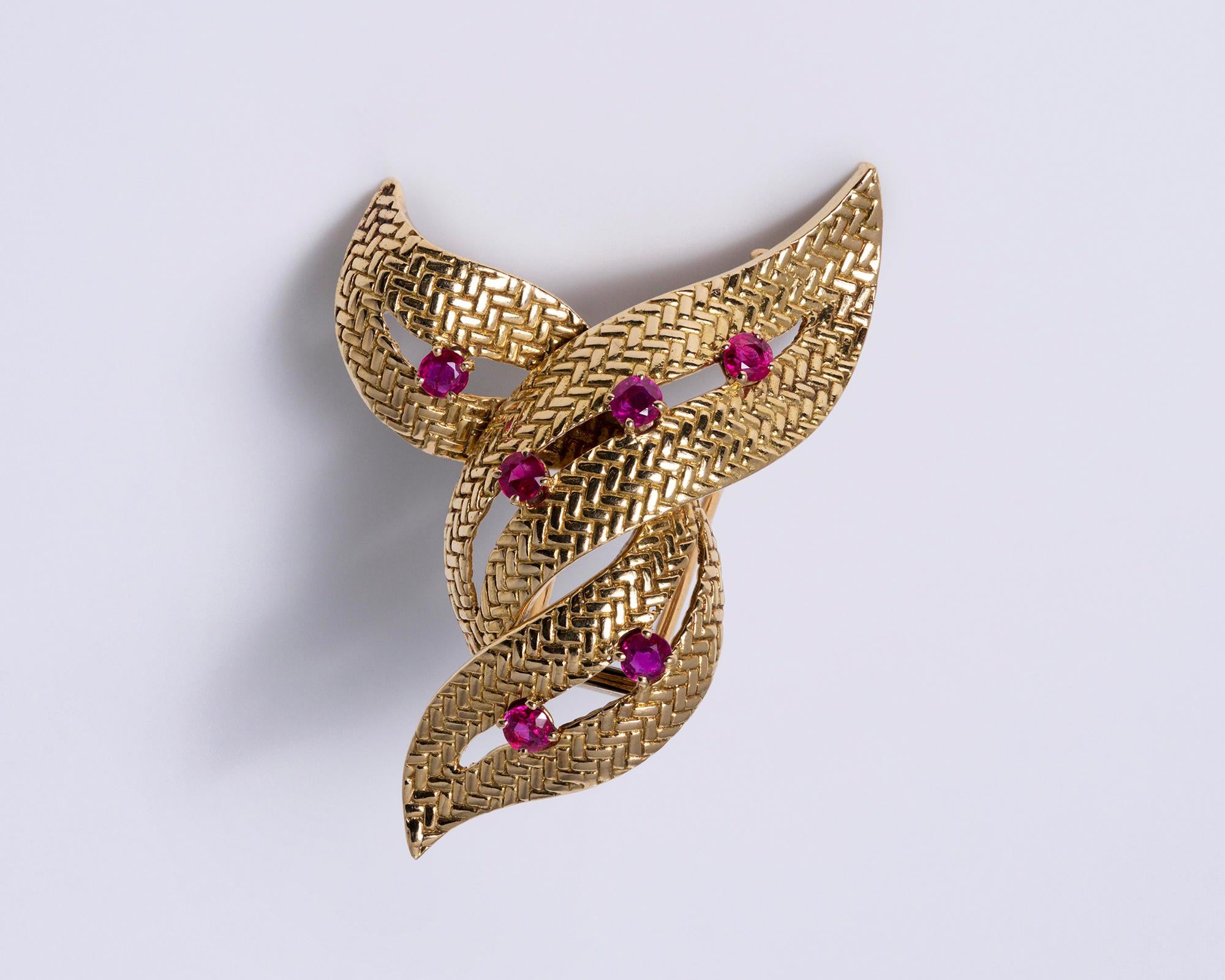 Retro 3 Dimensional Boucheron Ruby Brooch Pin Dress Clip