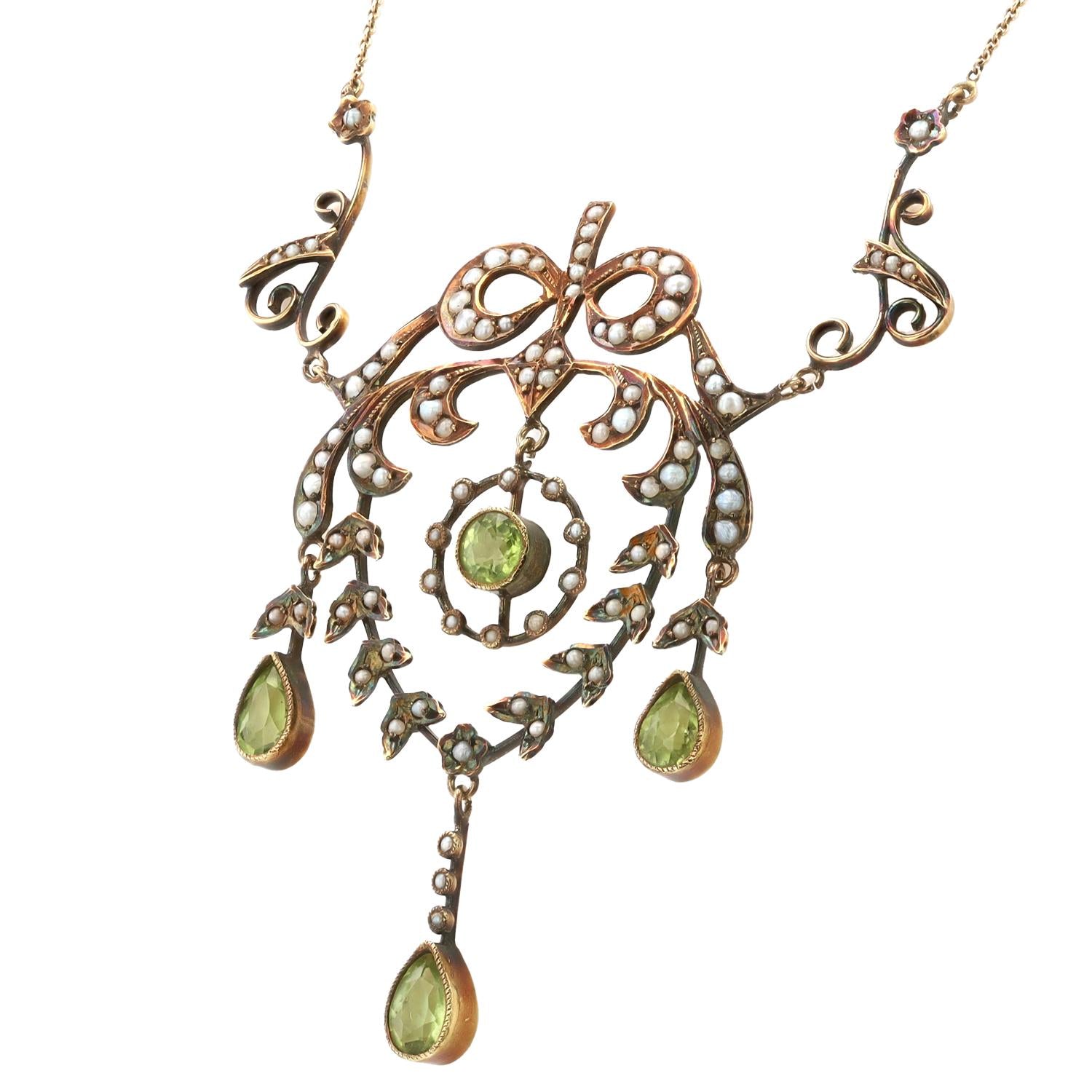 Victorian Antique 14k Peridot and Seed Pearl Lavalier Necklace