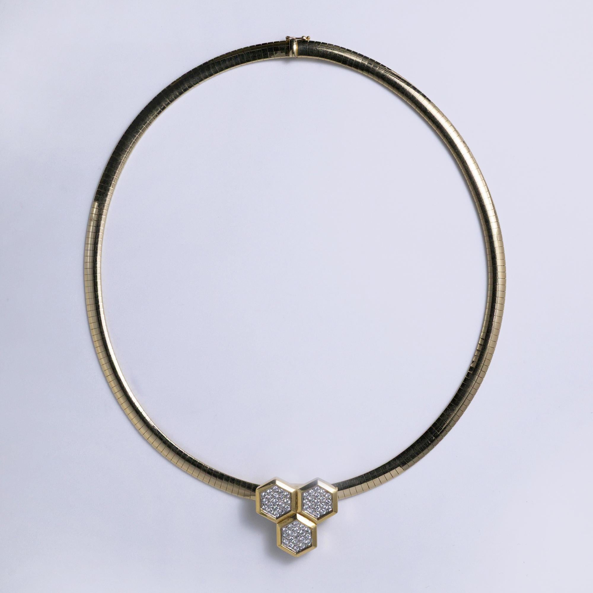 Vintage Van Cleef & Arpels 18K Yellow Gold Diamond Honeycomb Pendant 1970s
