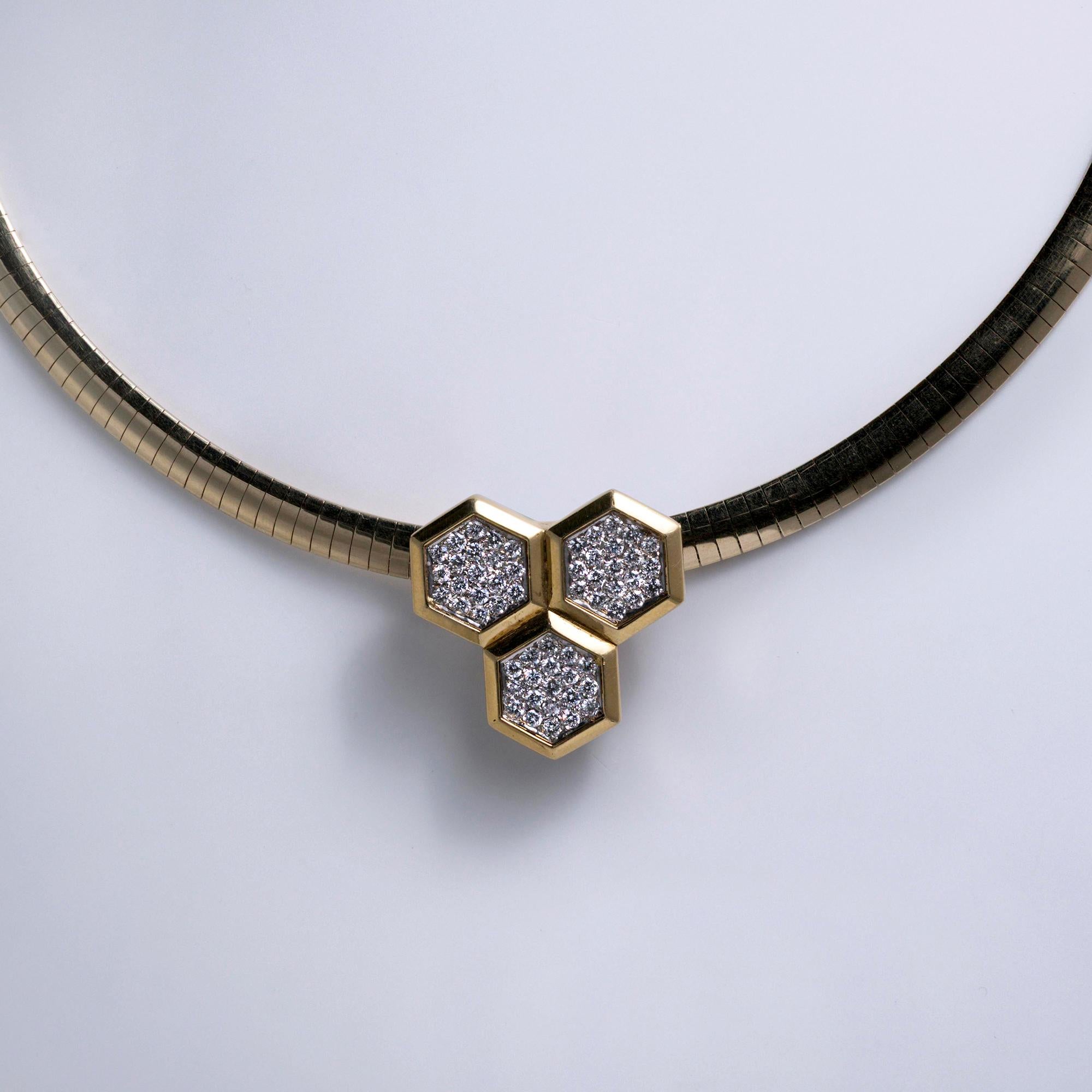 Vintage Van Cleef & Arpels 18K Yellow Gold Diamond Honeycomb Pendant 1970s