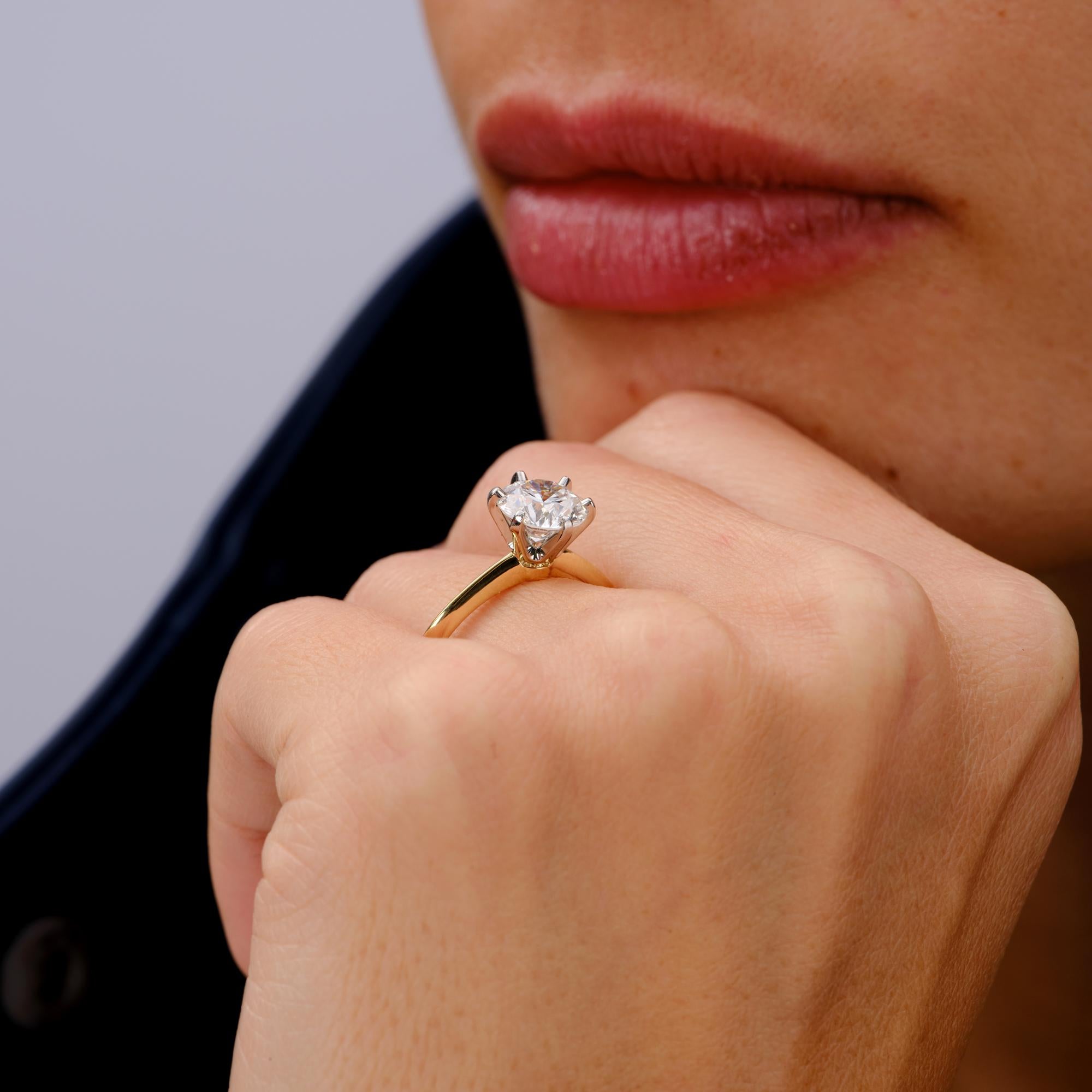 Tiffany & Co 1.81 Carat I/VVS2 Round Brilliant Diamond Engagement Ring