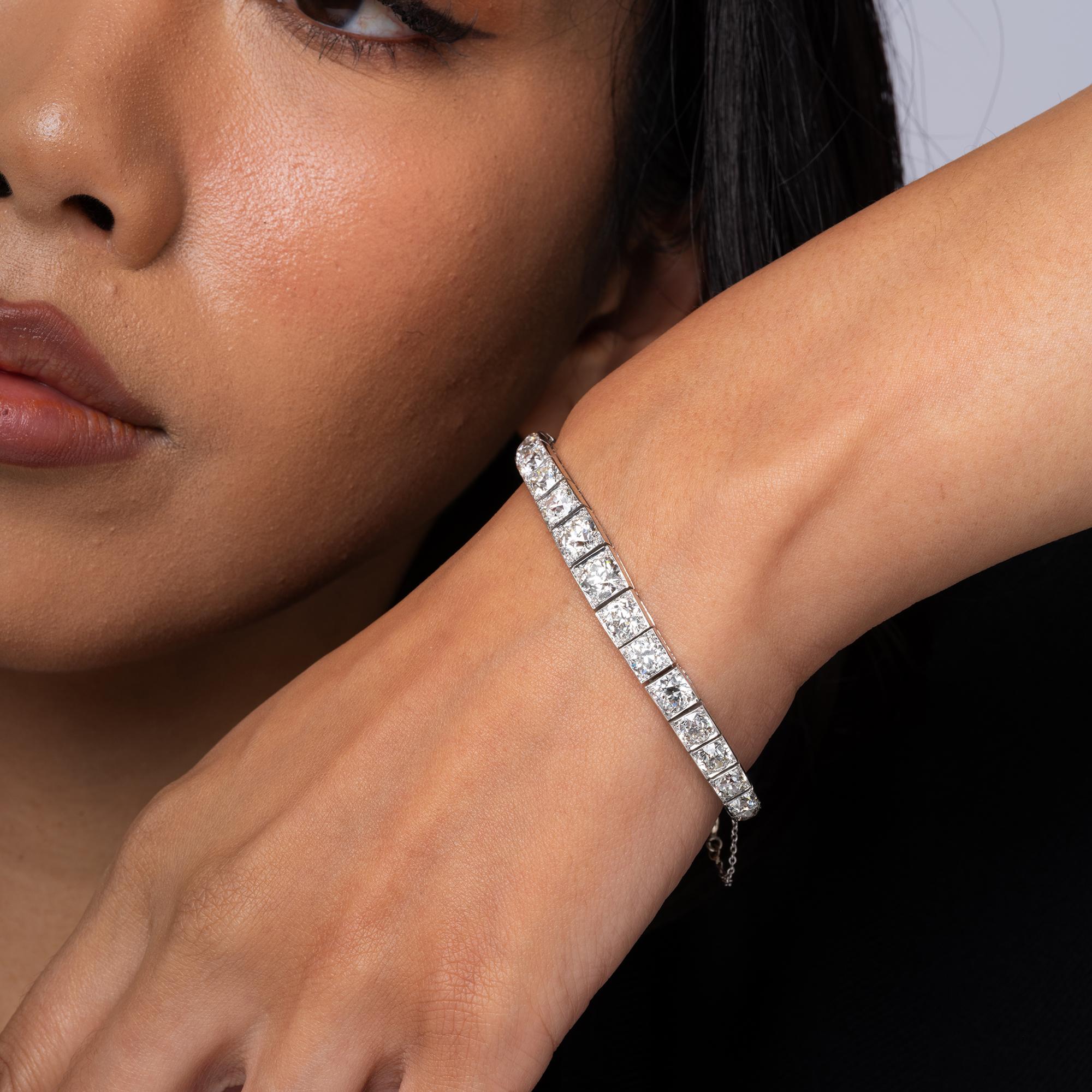 1920 Antique Cartier Art Deco 12 Carat Diamond Straight Line Tennis Bracelet