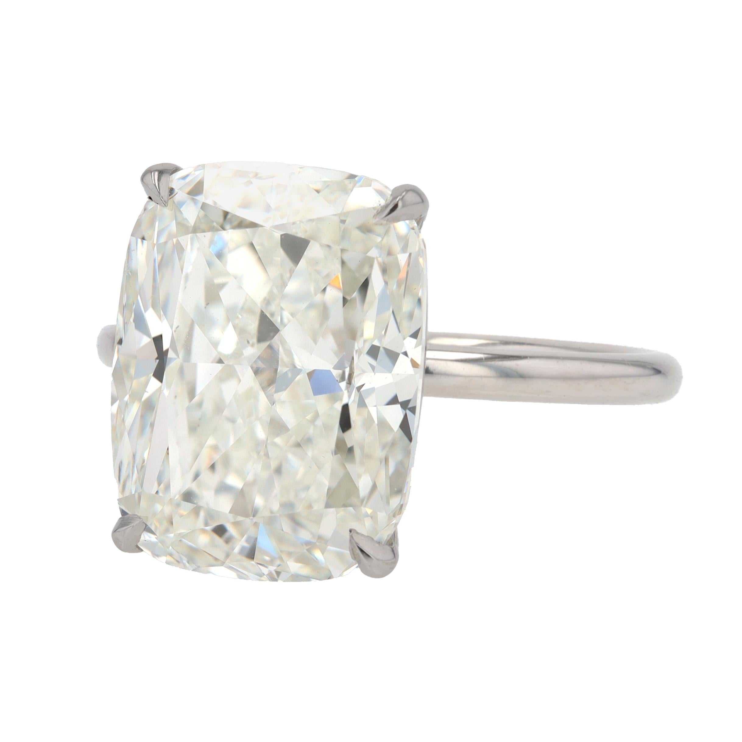 GIA Certified 10.03ct Cushion H/VS2 18k White Gold Solitaire Engagement Ring