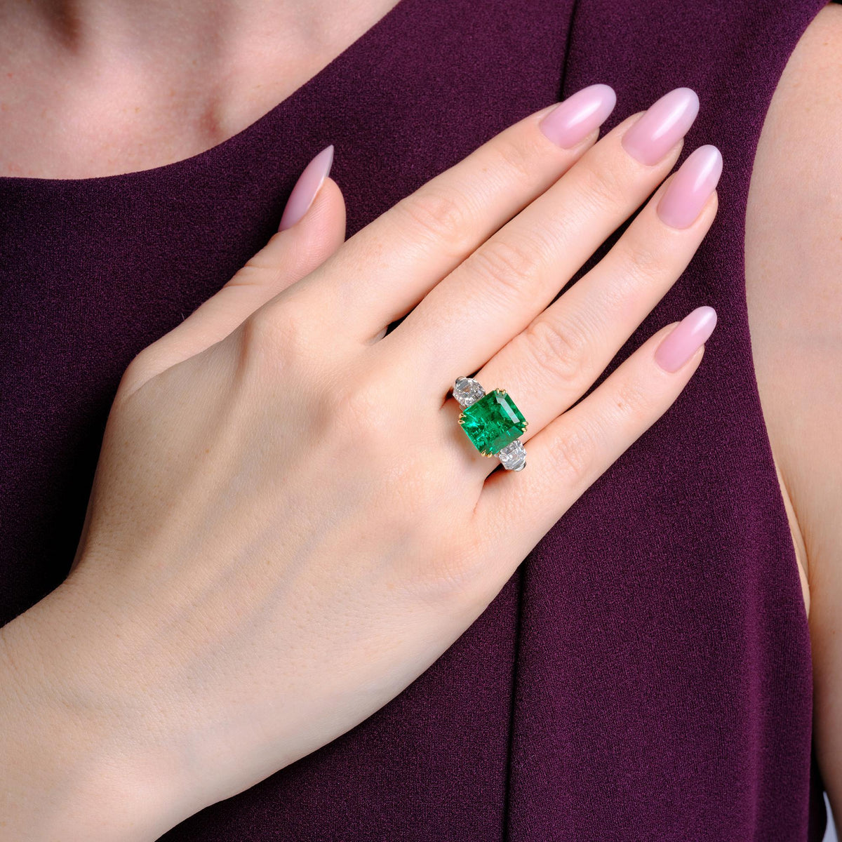 Finest Colombian Emerald No Oil 5.59ct Art Deco Ring, 2.01ct Diamond Sides