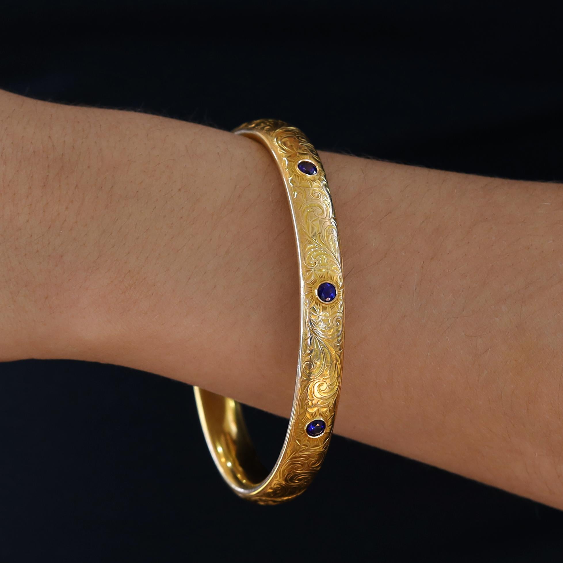 Antique English Victorian 16k Yellow Gold Engraved Sapphire Bangle Bracelet