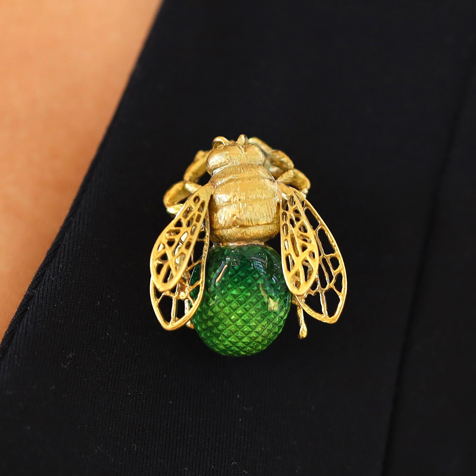 Retro 18k Gold Green Enamel Bee Brooch Pin