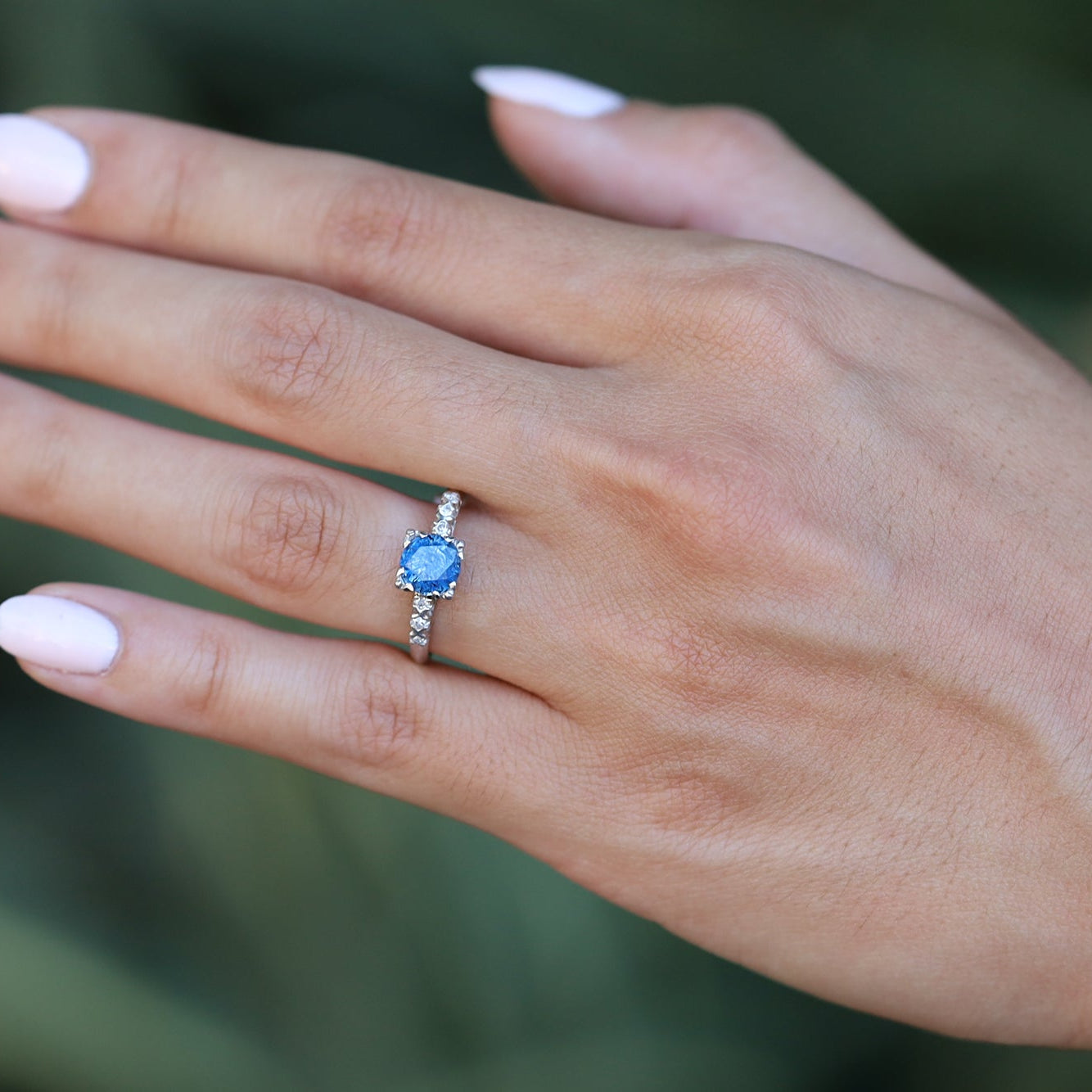 Antique Art Deco 1 Carat Blue Sapphire Solitaire Engagement Ring