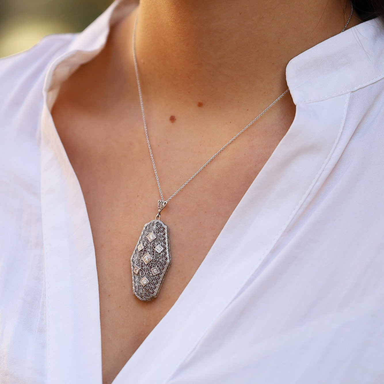 Antique Art Deco 1920s Filigree 7 Diamond Pendant Necklace