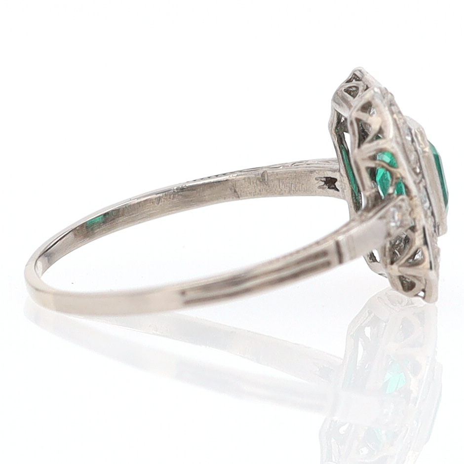 Antique Edwardian Filigree Emerald & Diamond Engagement Ring