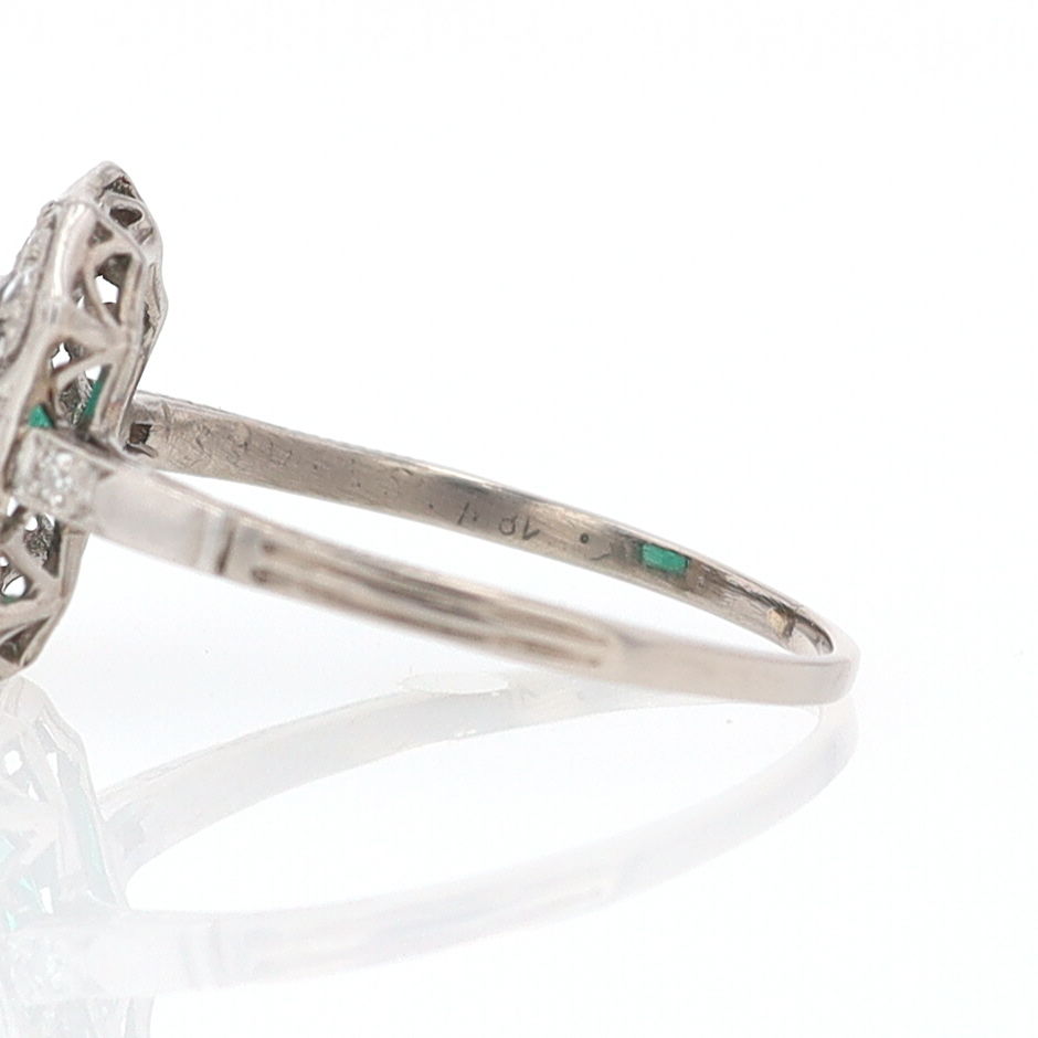 Antique Edwardian Filigree Emerald & Diamond Engagement Ring