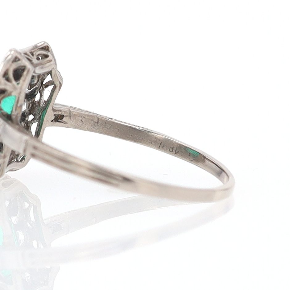 Antique Edwardian Filigree Emerald & Diamond Engagement Ring