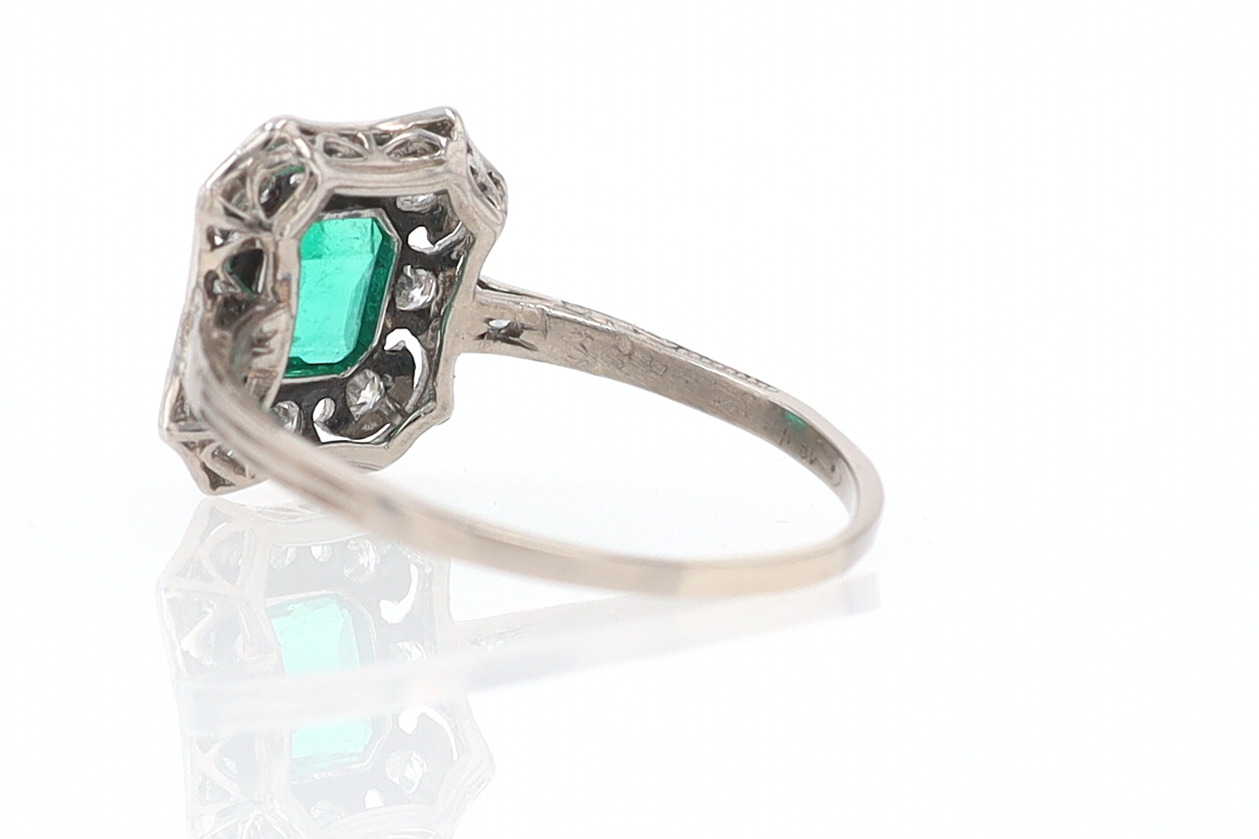 Antique Edwardian Filigree Emerald & Diamond Engagement Ring