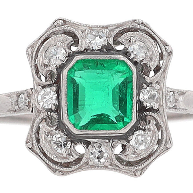 Antique Edwardian Filigree Emerald & Diamond Engagement Ring