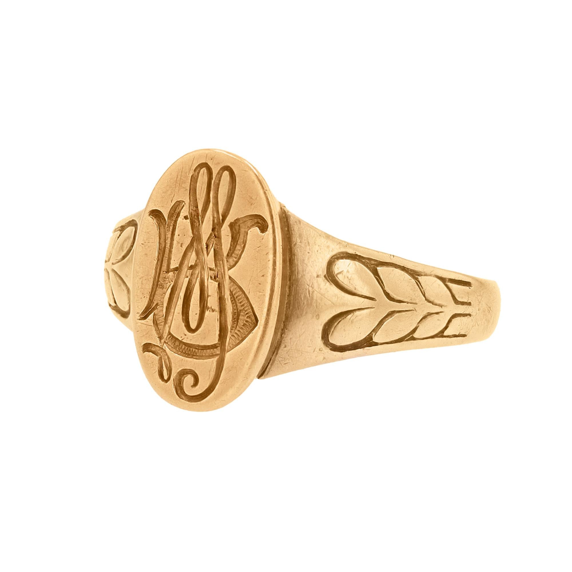 Antique Victorian Engraved 14k Gold Signet Ring