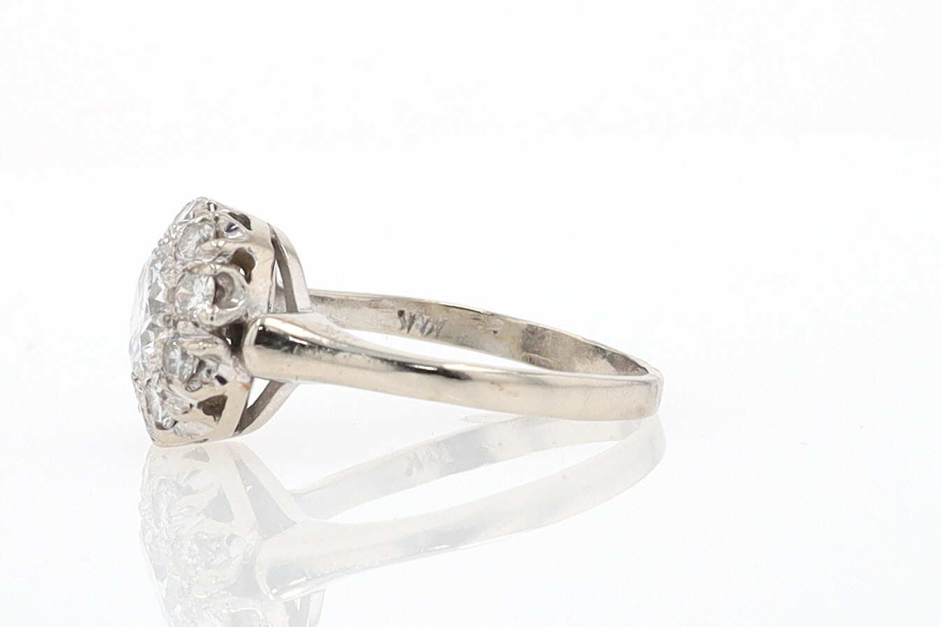 Art Deco 1.25 Carats Round Diamond Engagement Ring