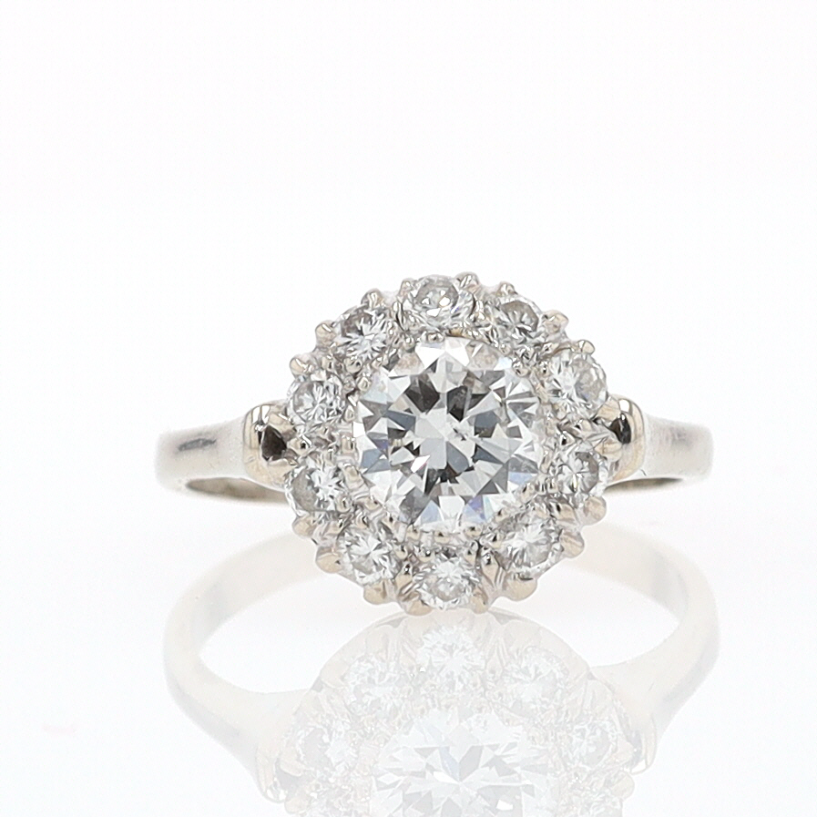 Art Deco 1.25 Carats Round Diamond Engagement Ring