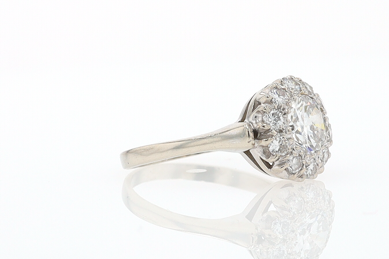 Art Deco 1.25 Carats Round Diamond Engagement Ring