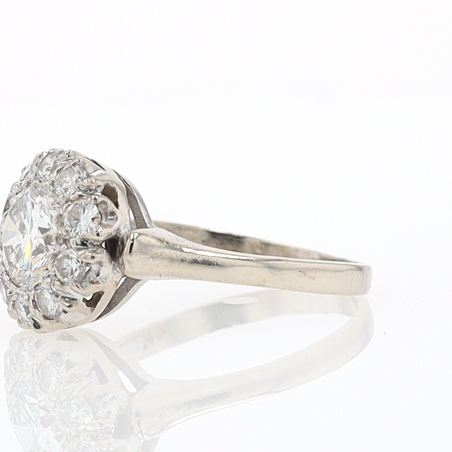 Art Deco 1.25 Carats Round Diamond Engagement Ring