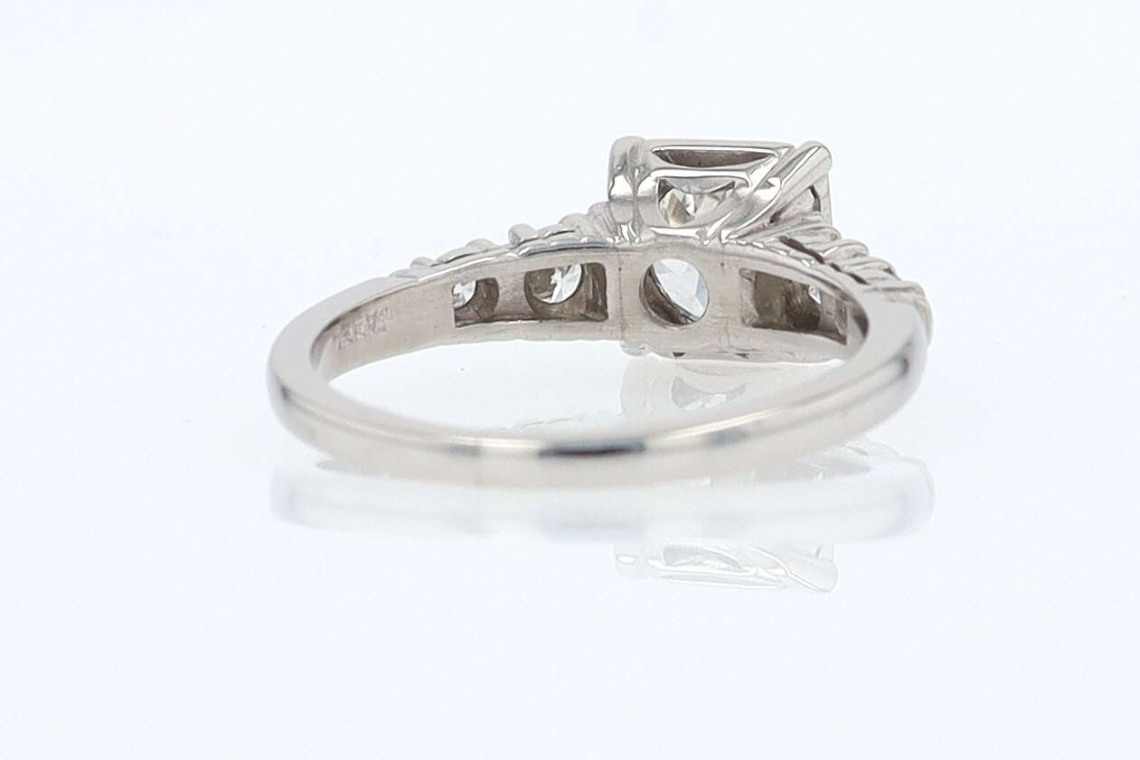 Art Deco 3/4 Carat Diamond Antique Engagement Ring