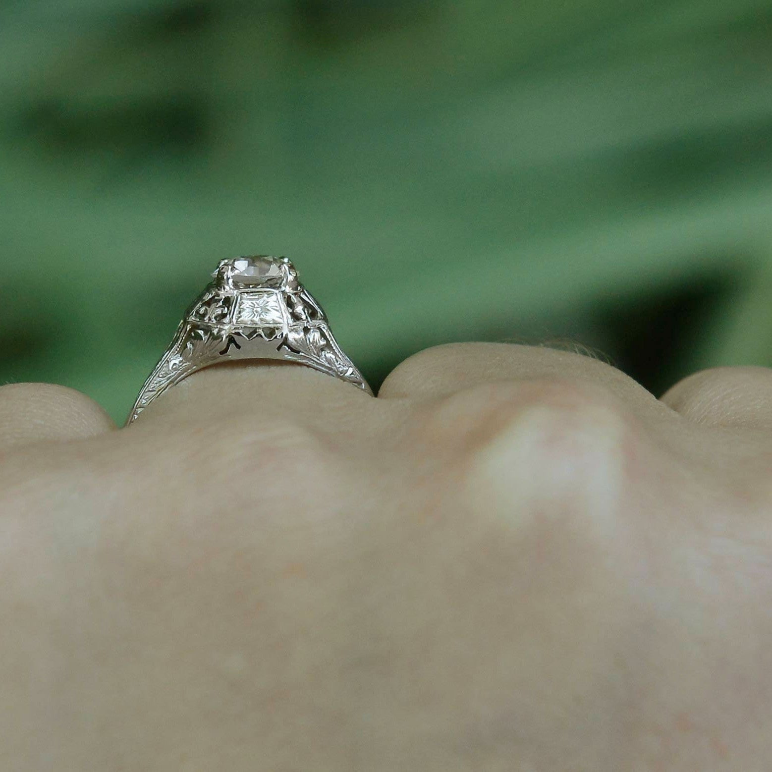 Art Deco GIA Certified 0.90 Carat Vintage Diamond Engagement Ring