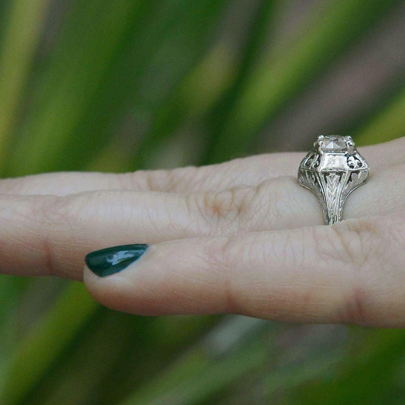 Art Deco GIA Certified 0.90 Carat Vintage Diamond Engagement Ring