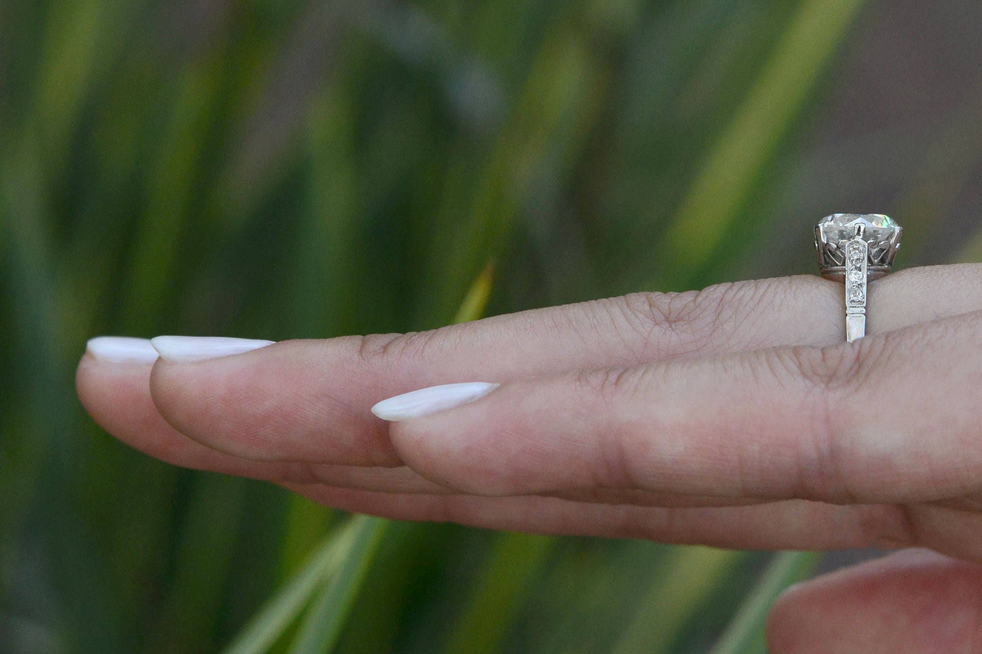 Art Deco GIA Certified 2 1/2 Carat Diamond Solitaire Engagement Ring