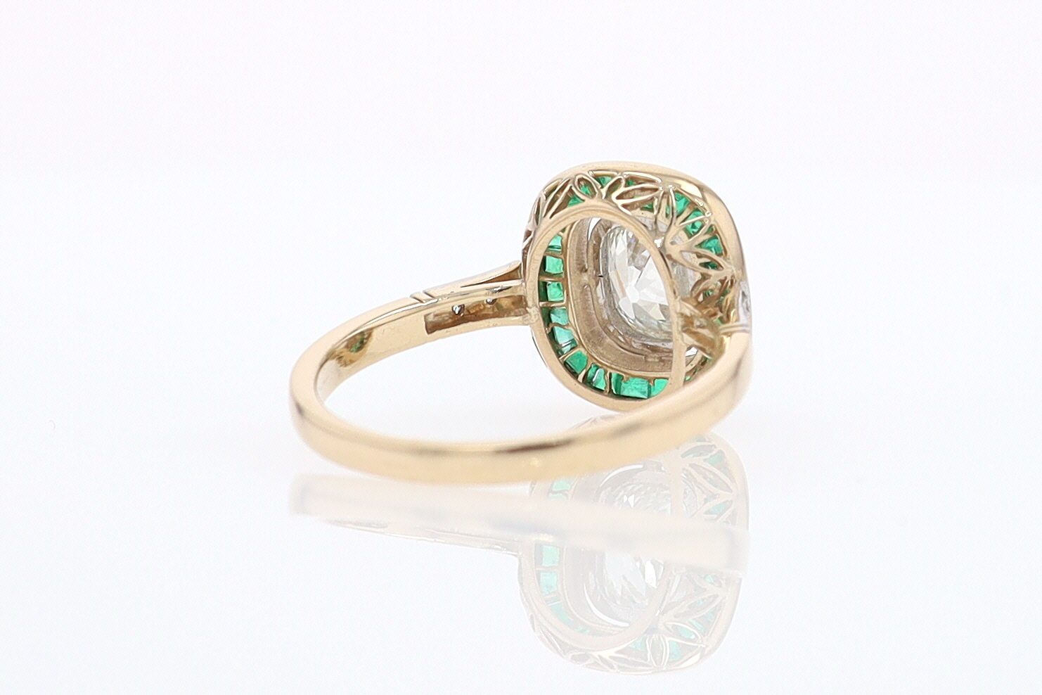 Art Deco Old Mine Cut Diamond Emerald Antique Engagement Ring