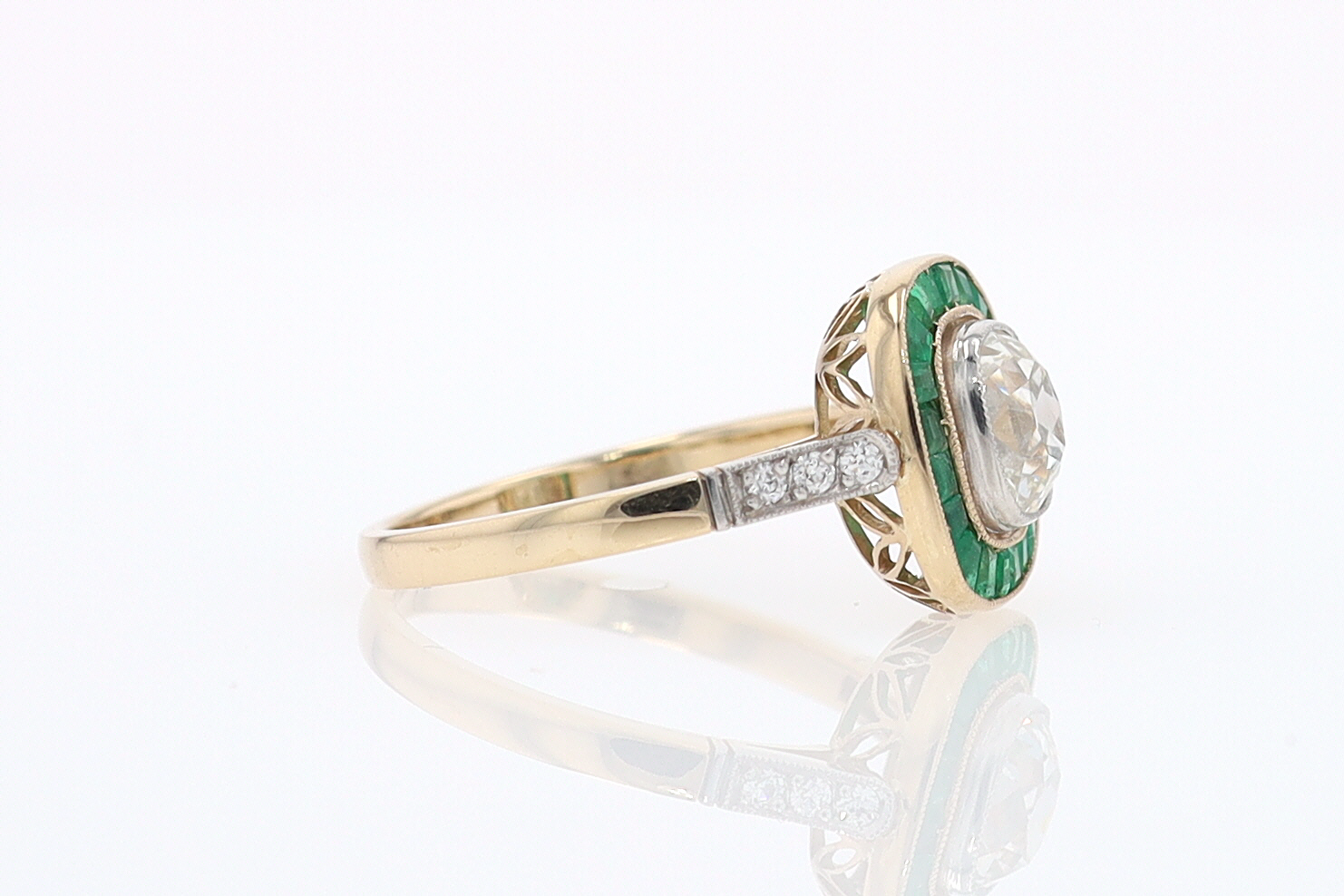 Art Deco Old Mine Cut Diamond Emerald Antique Engagement Ring