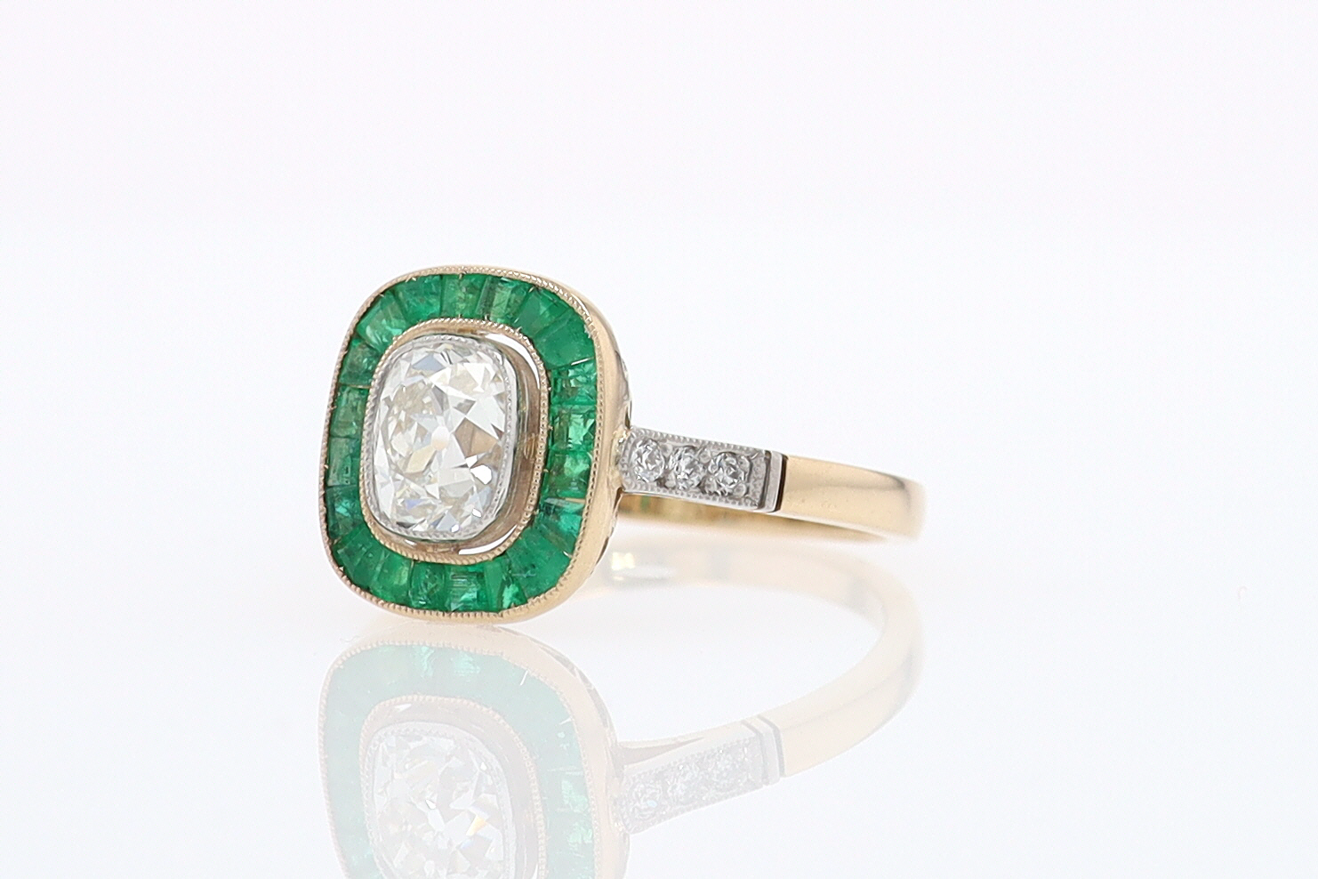 Art Deco Old Mine Cut Diamond Emerald Antique Engagement Ring
