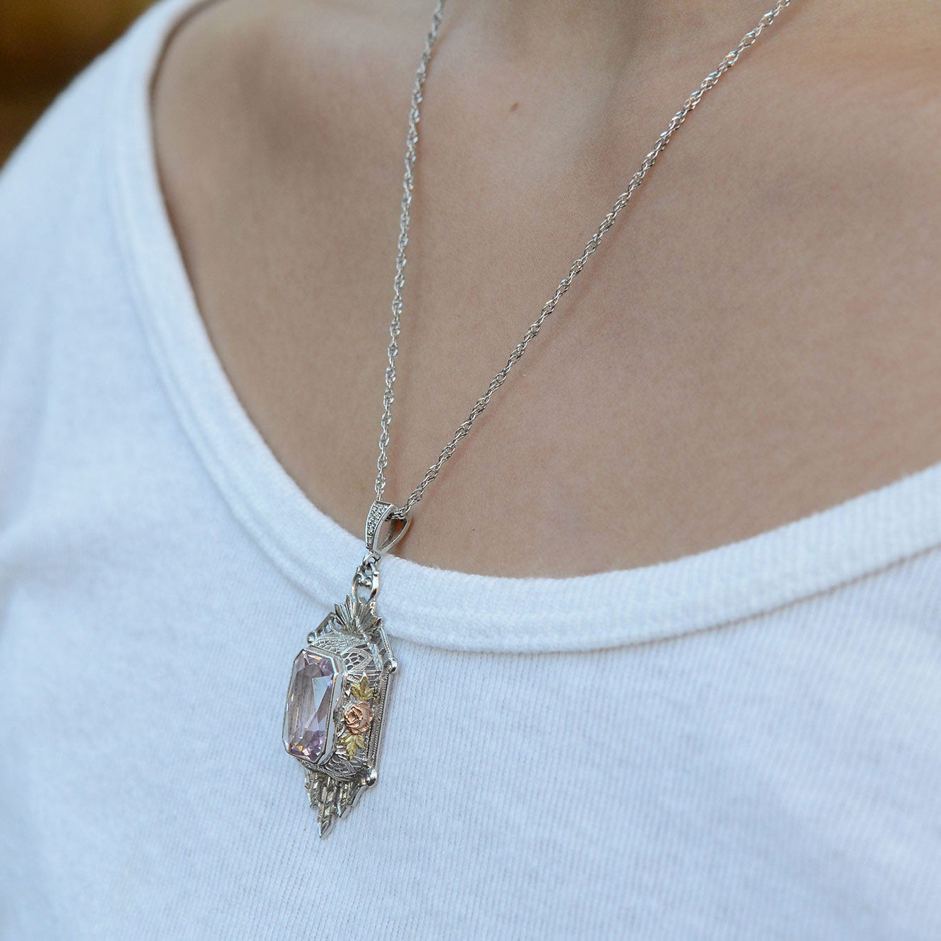 Art Deco Tri-Color Gold Pink Kunzite Filigree Necklace