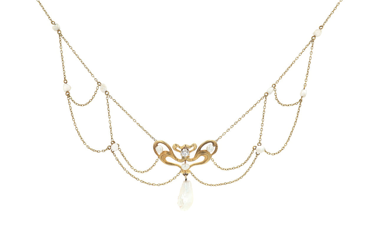Art Nouveau Pearl Necklace
