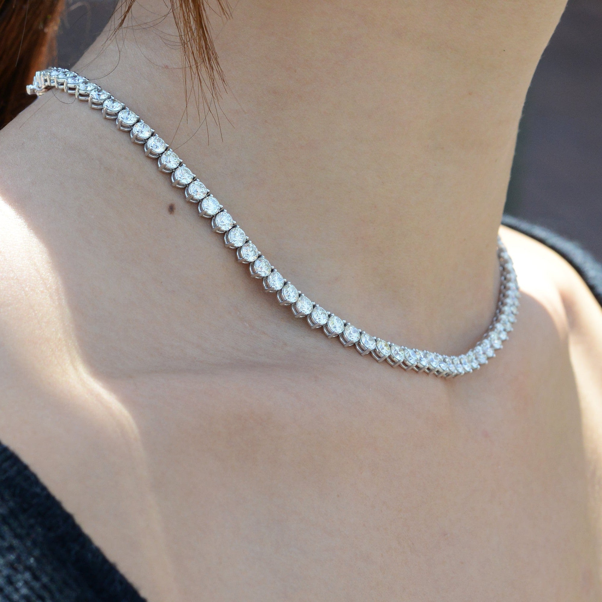 Contemporary 24.29 Carat VS Diamond Riviera Tennis Necklace