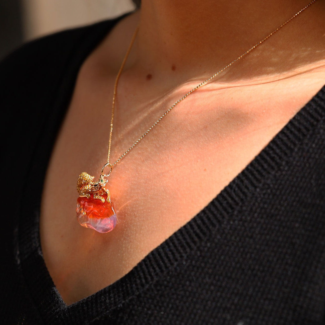 Estate 19.95 Carat Mexican Fire Opal Fox Pendant Necklace