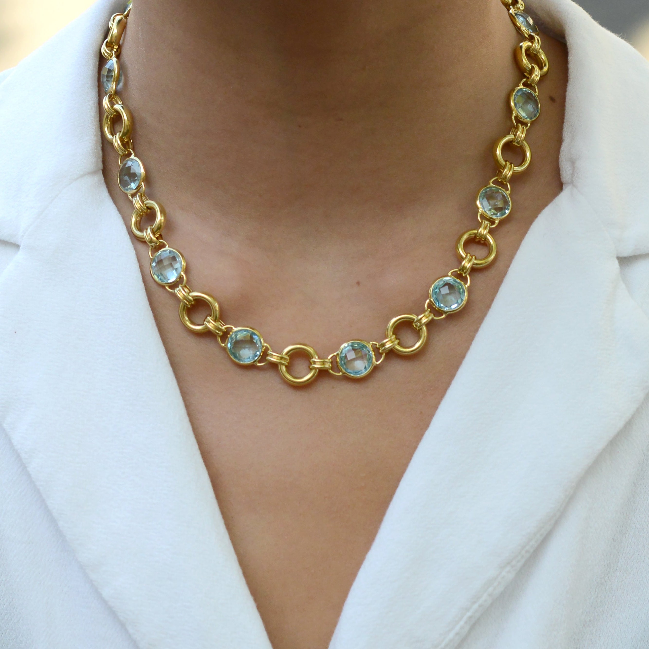 Estate 26 Carat Blue Topaz 18k Yellow Gold Link Necklace