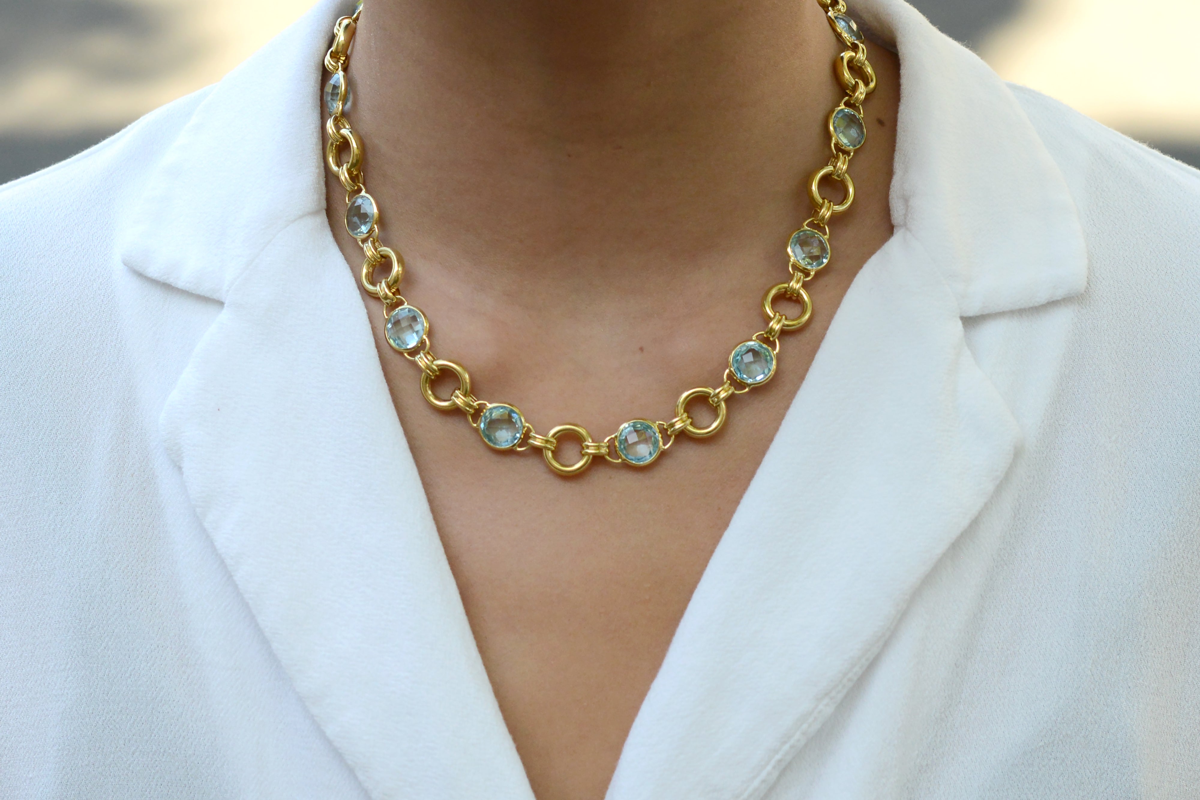 Estate 26 Carat Blue Topaz 18k Yellow Gold Link Necklace