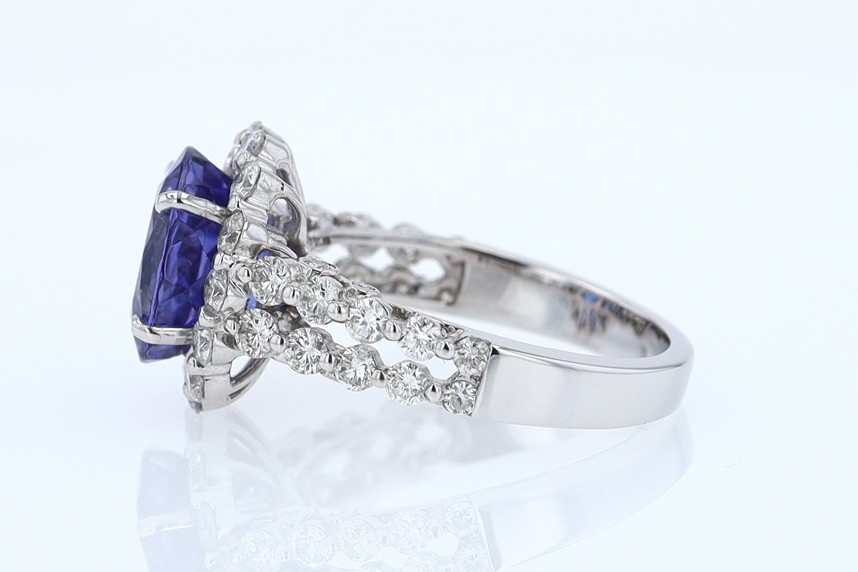 Estate 6.15 Carat Round Tanzanite And Diamond Cocktail Ring